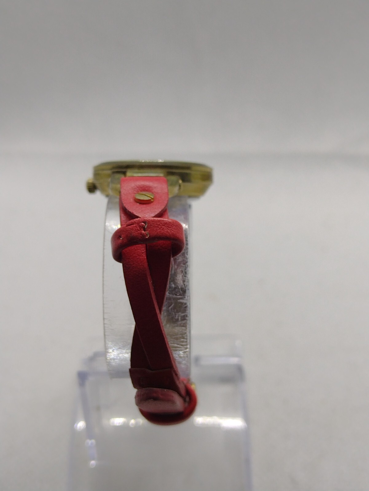 C watch Gold tone Women’s girls female Red Strap