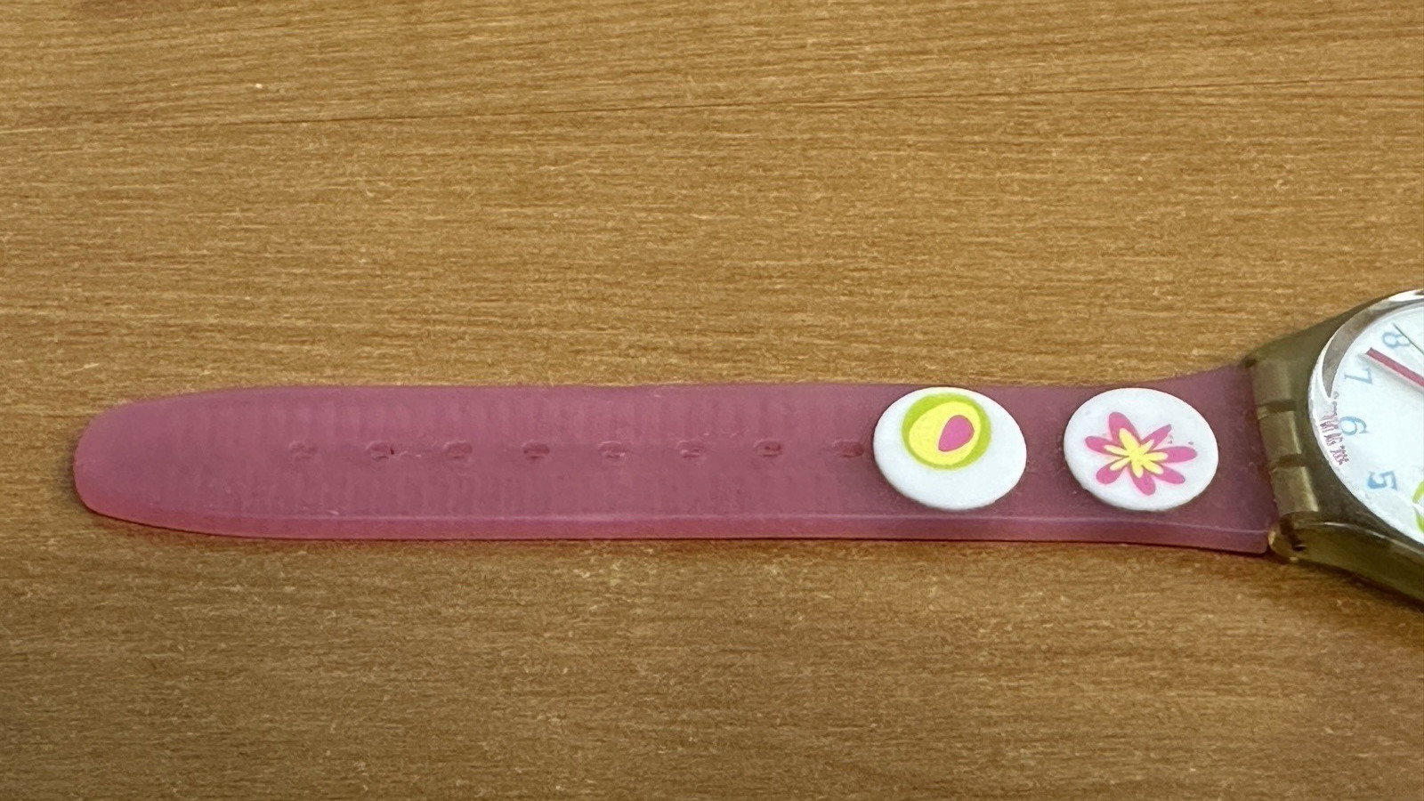Swatch Pink Candy Watch GE177 White Face Vintage Swiss Original Box Paperwork