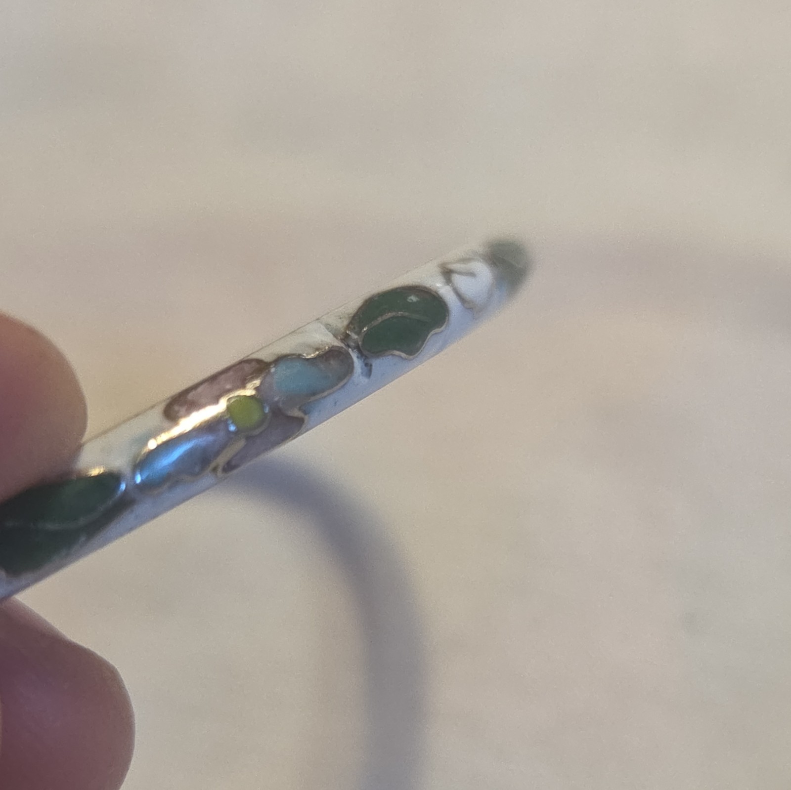 Vintage Cloisonné Bangle Bracelet White and Floral READ DESCRIPTION