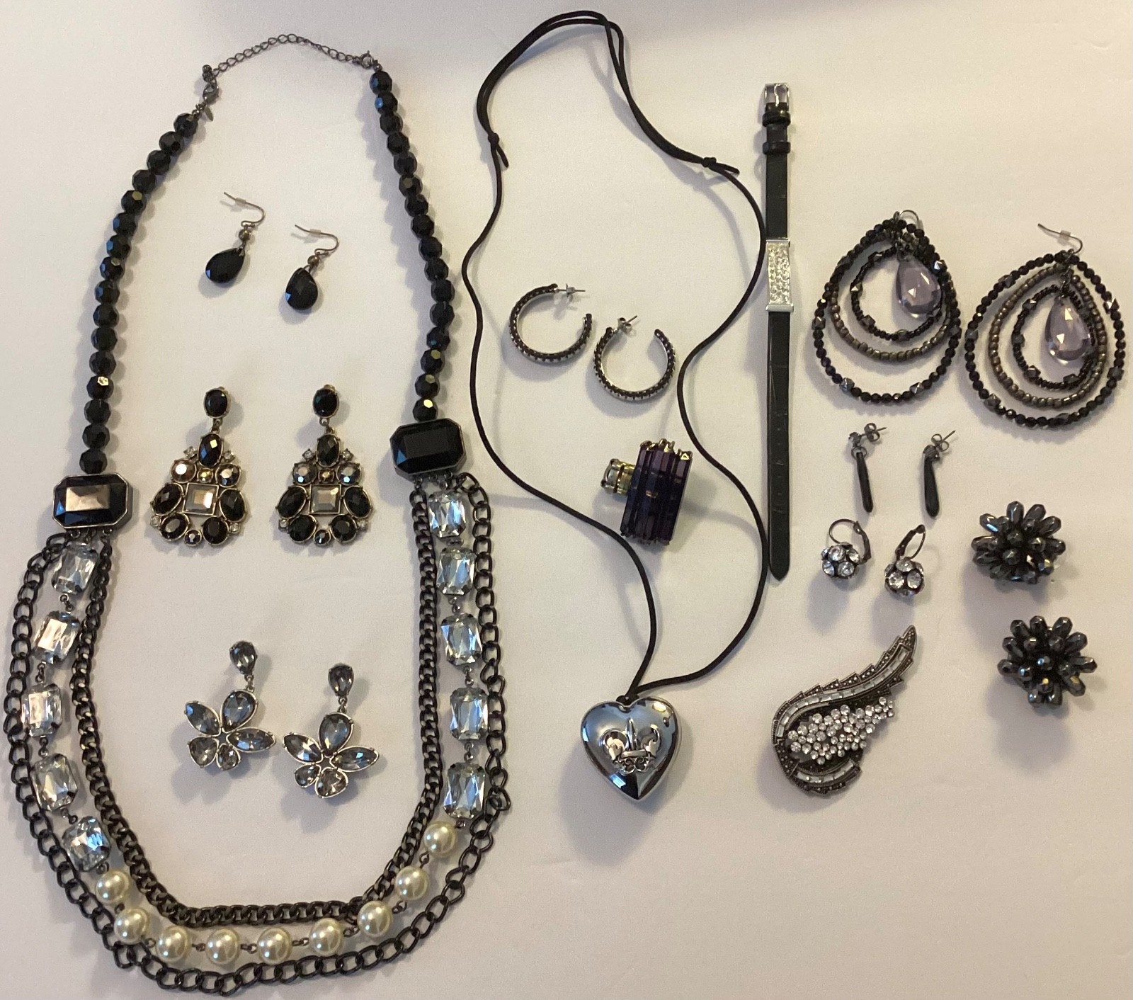 13 Piece Lot Of Beautiful Jewelry Brooch,Ring, Necklaces, Earrings, Bracelet