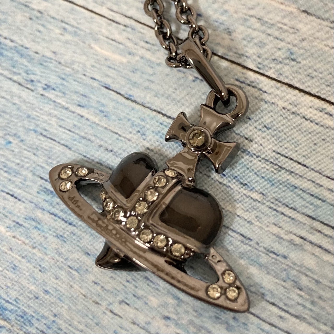 Vivienne Westwood Necklace Diamante Heart Gunmetal Black TOP 2.5cm NO BOX