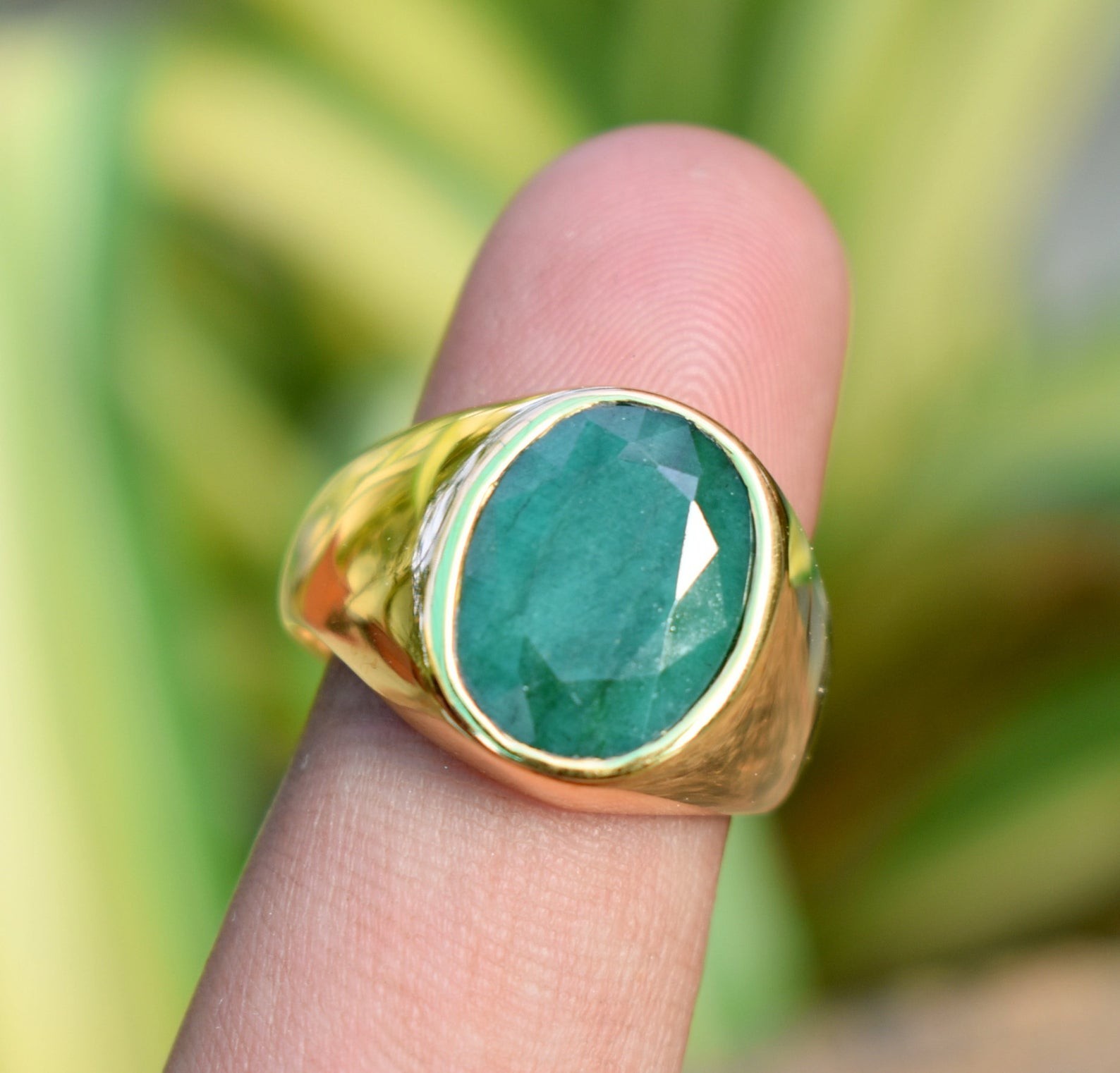 Solid 925 Sterling Silver Natural Emerald Corundum Gemstone Men’s Unisex Ring