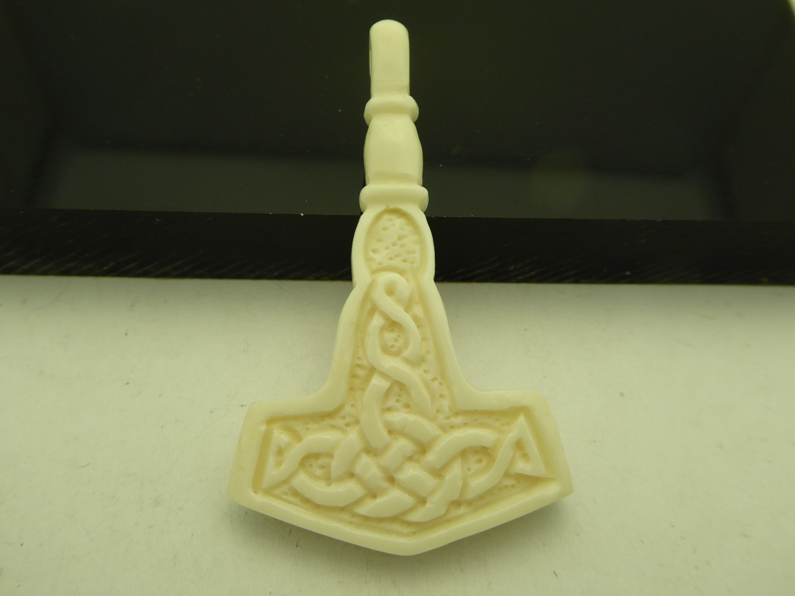 Thor’s Hammer Celtic Mjolnir Viking Norse Water Buffalo Bone Pendant Necklace
