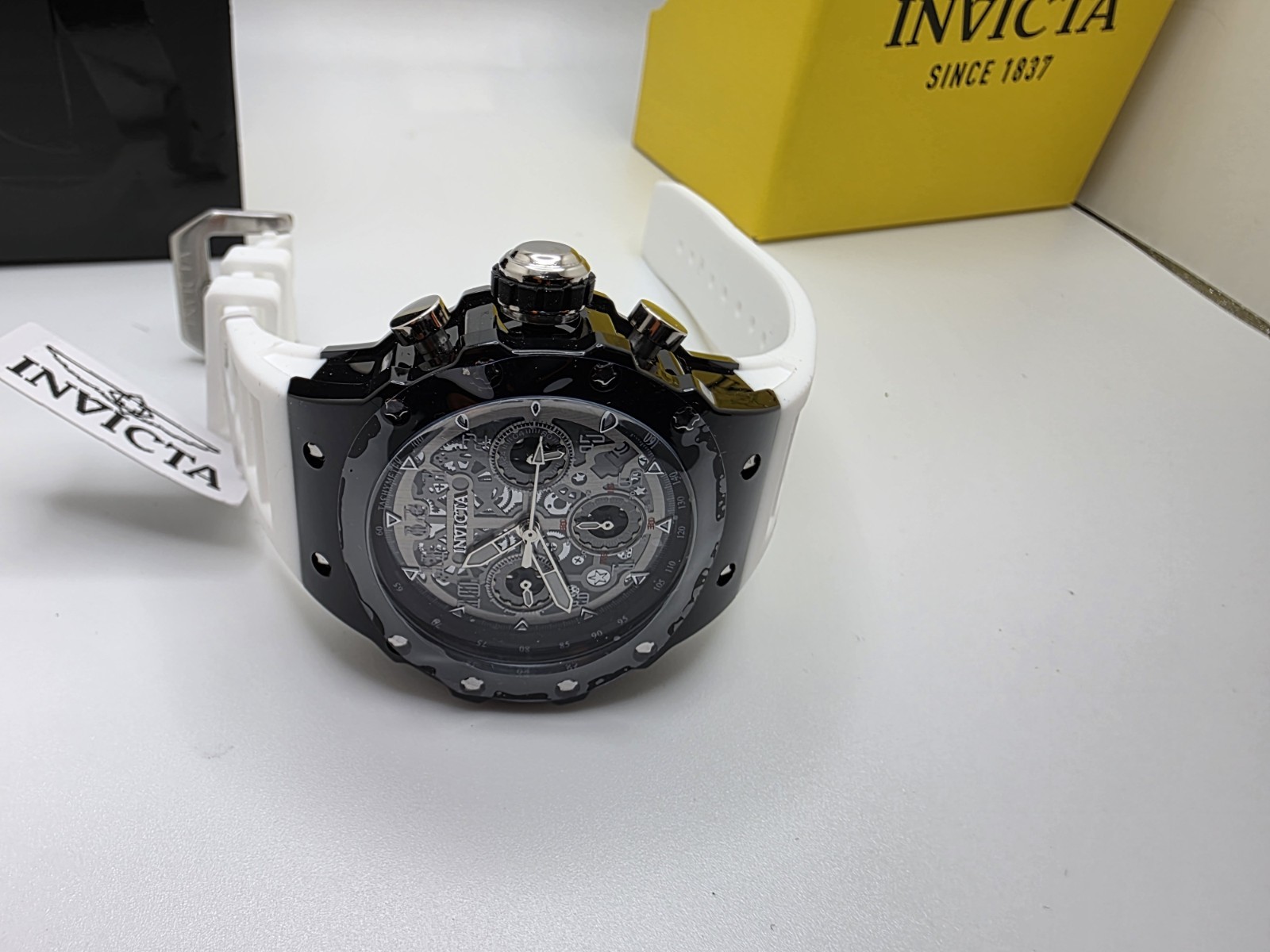Invicta Reserve Bolt Zeus Black White Chronograph Watch New In Box Silicone