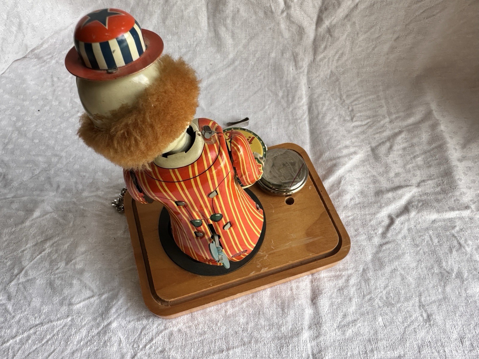 Fossil Pocket Watch With Gadget Clown Tin Limited Edition