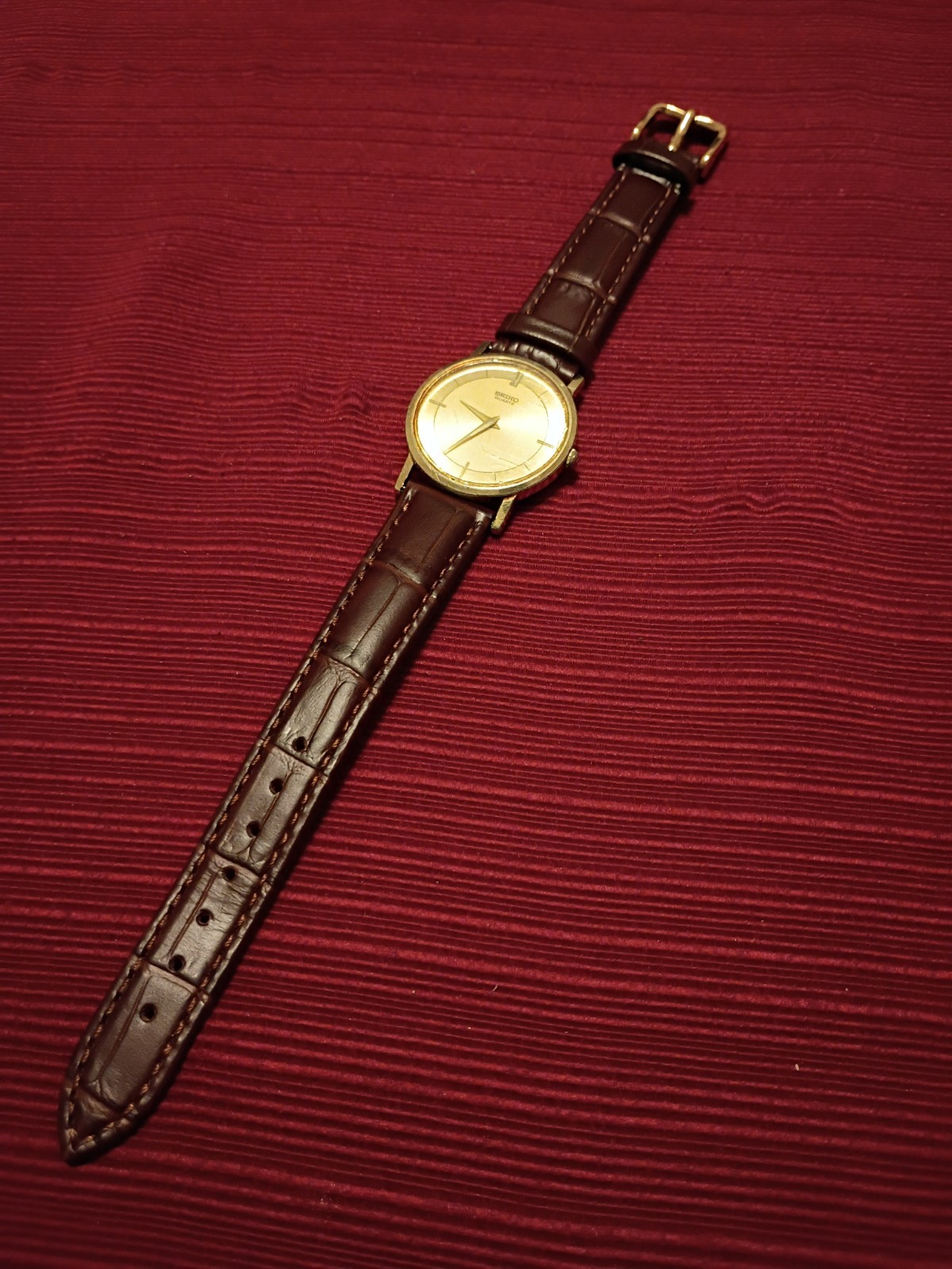 Seiko Quartz Vintage Men’s Gold Dial Gold Case Brown Leather Strap