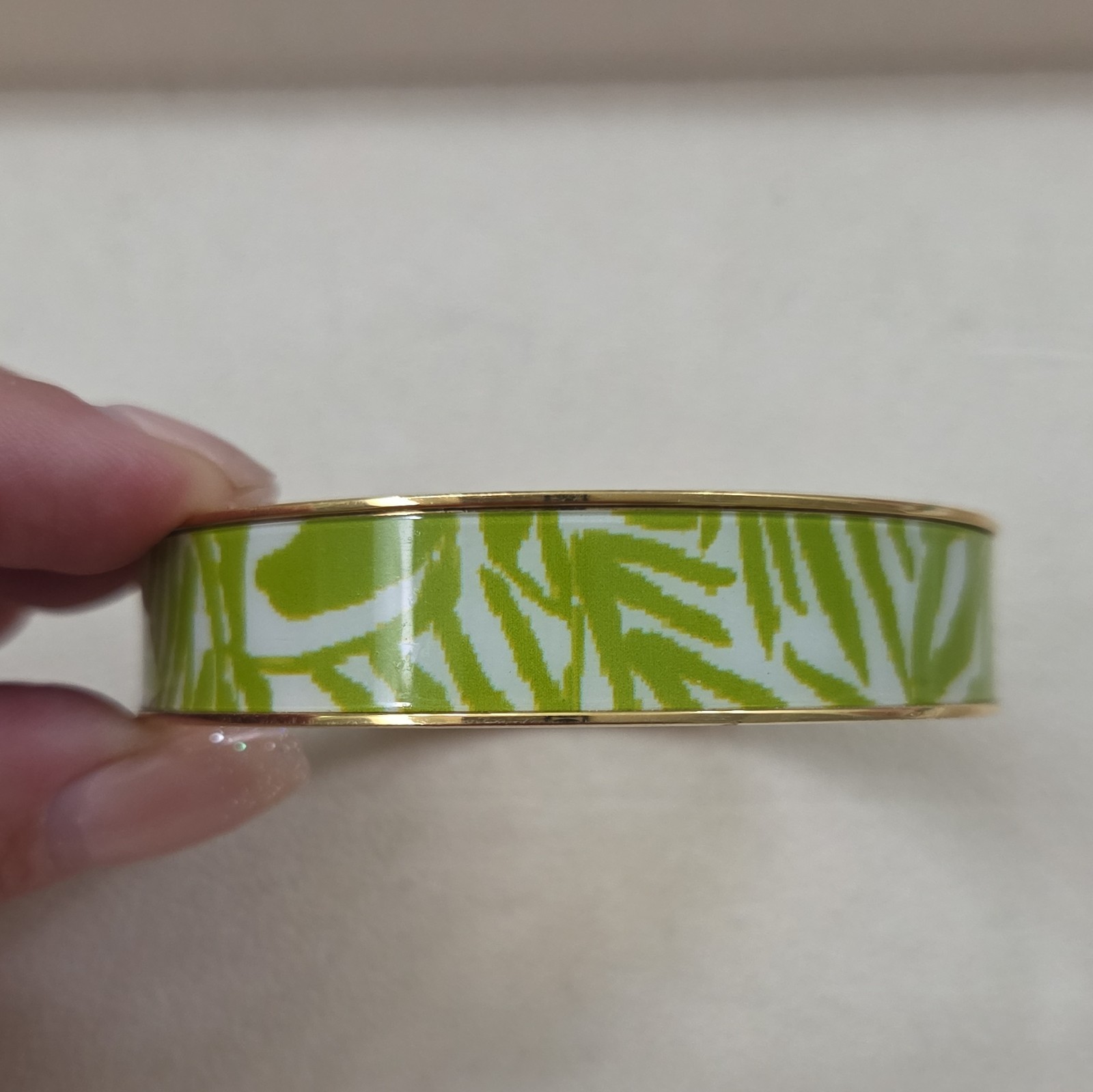 kate spade new york Signed Gold Tone Enamel Logo Stackable Bangle Set Green