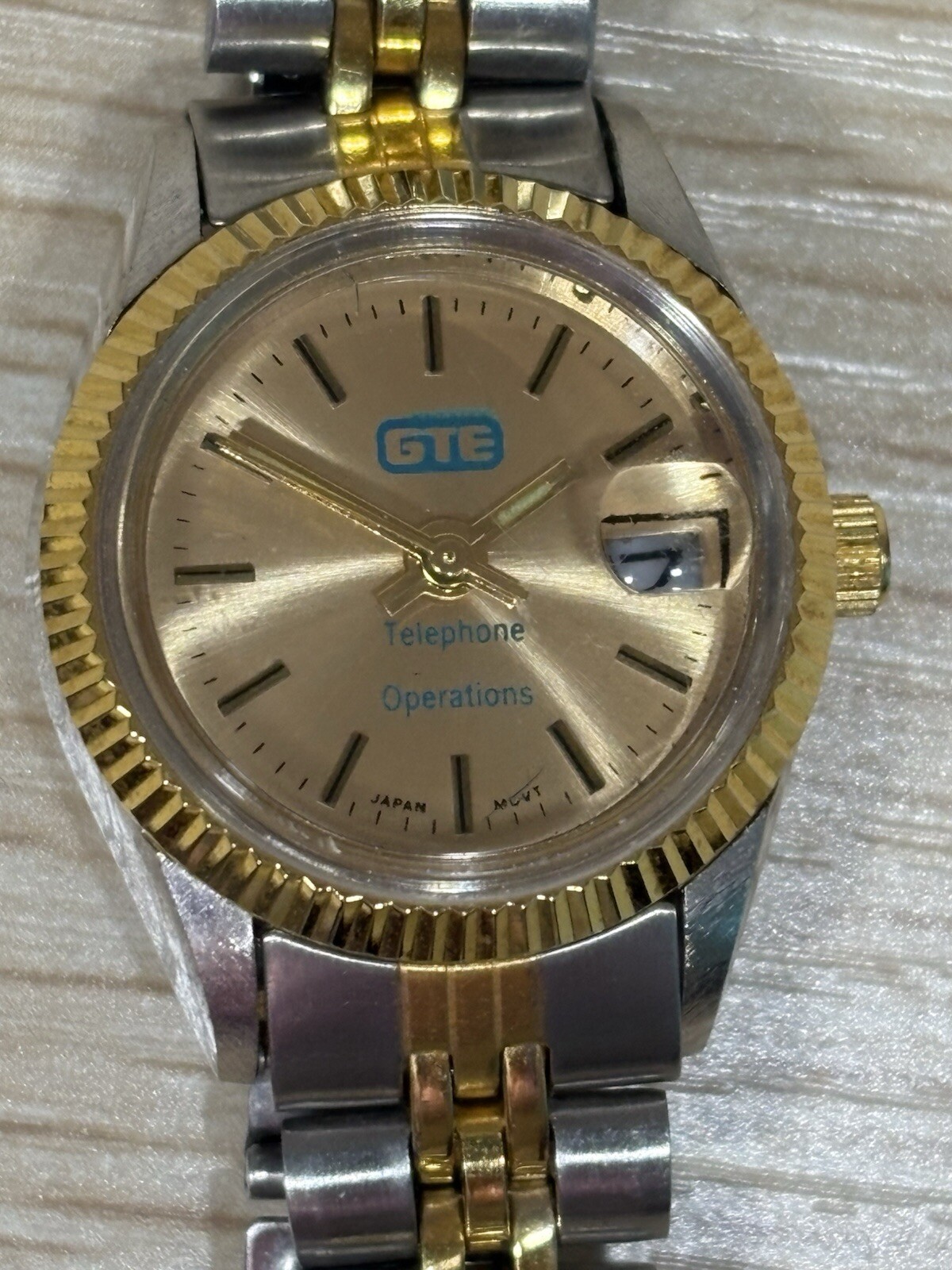 Vintage GTE General Telephone Electronics Employee Gift Wrist Watch VHTF