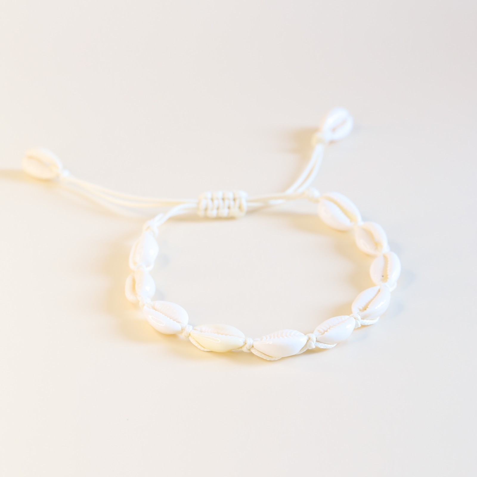 Cowrie Shell Anklet Adjustable Beach Bracelet Natural Seashell Cotton Cord Boho