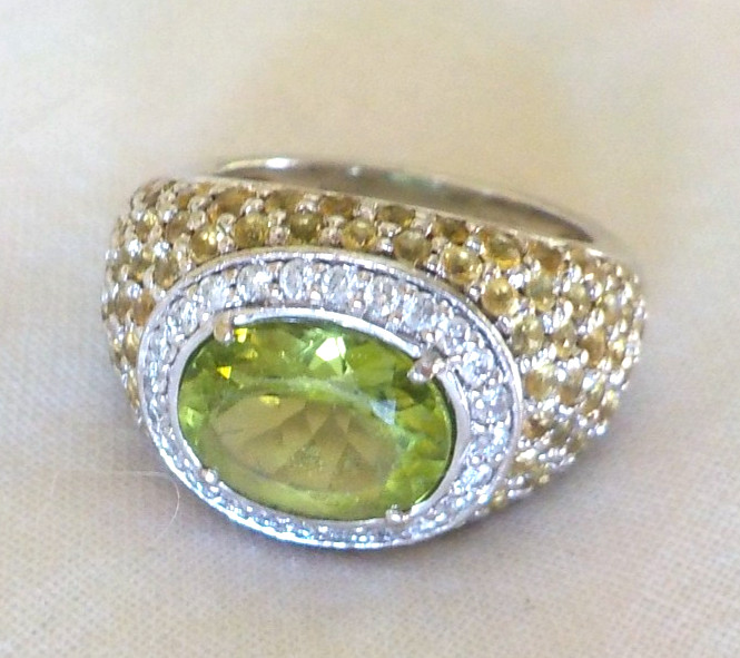 Heavy 18K White Gold Peridot Sapphire Diamond Ring – 12.6 gms, Sz 5.75, 4.90 ctw
