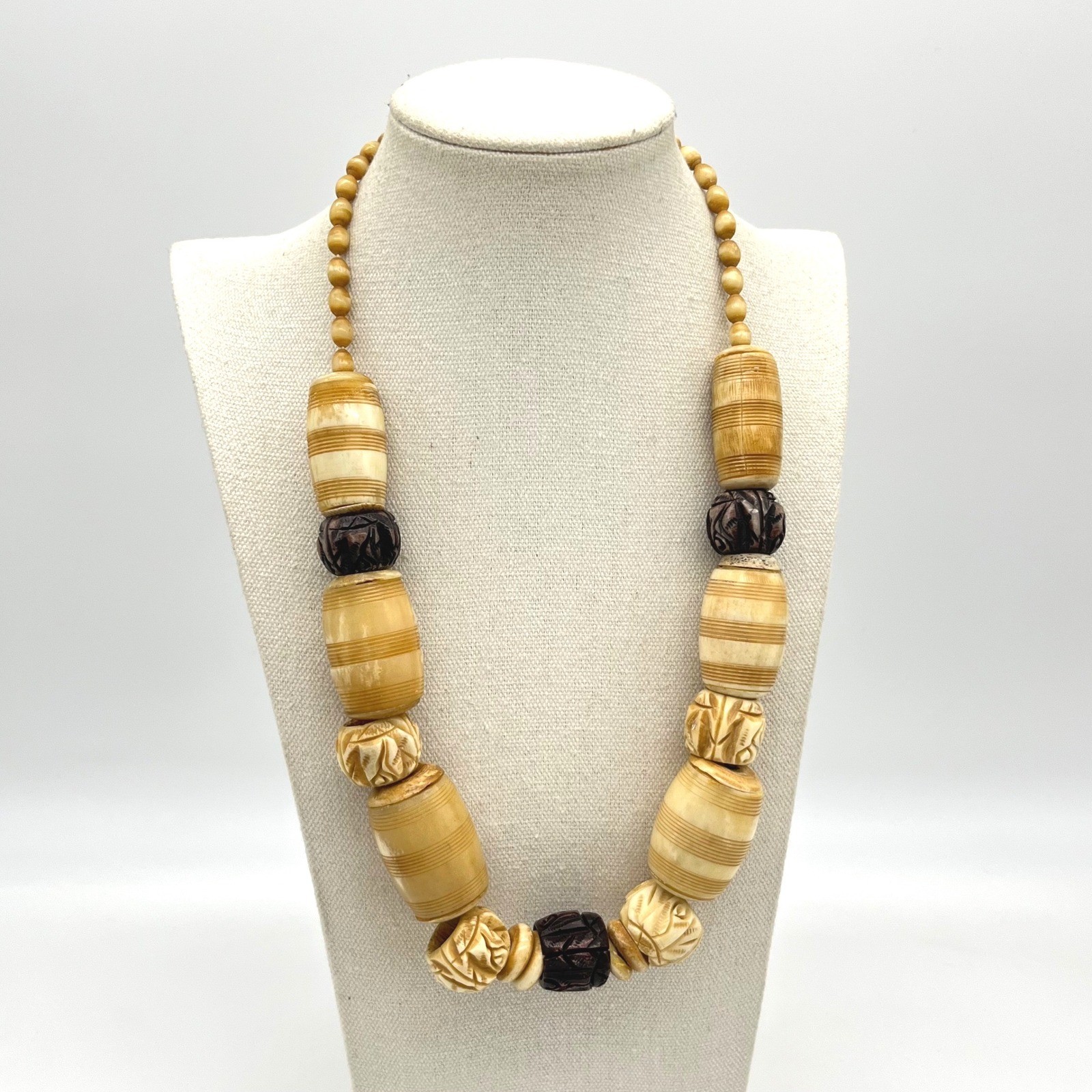 Vintage Hand Carved Nut Chunky Barrel Bead Statement Necklace Cream Brown
