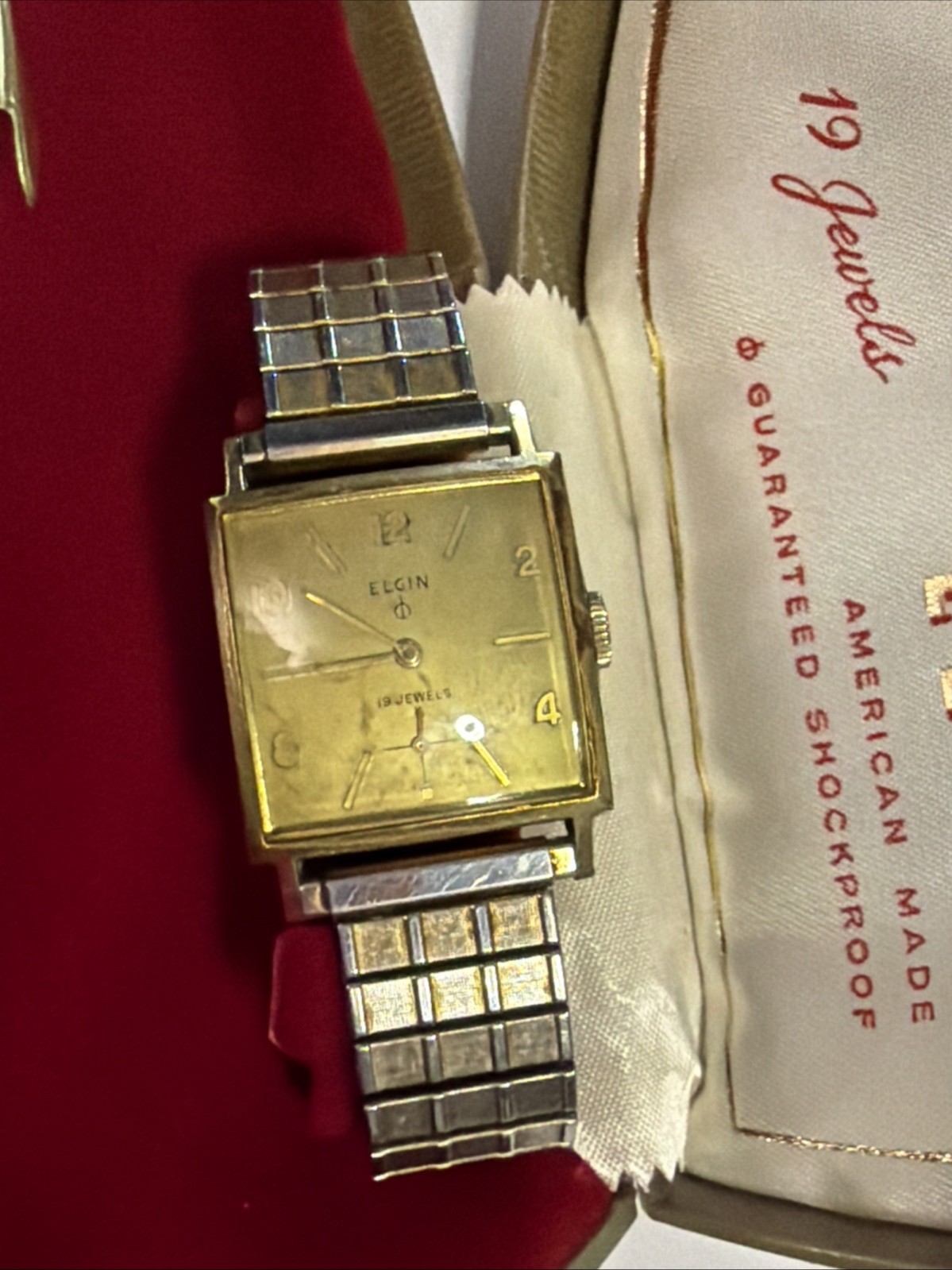 Vintage ELGIN 19 Jewels Mens Wrist Watch 1OK Gold With Case And Box