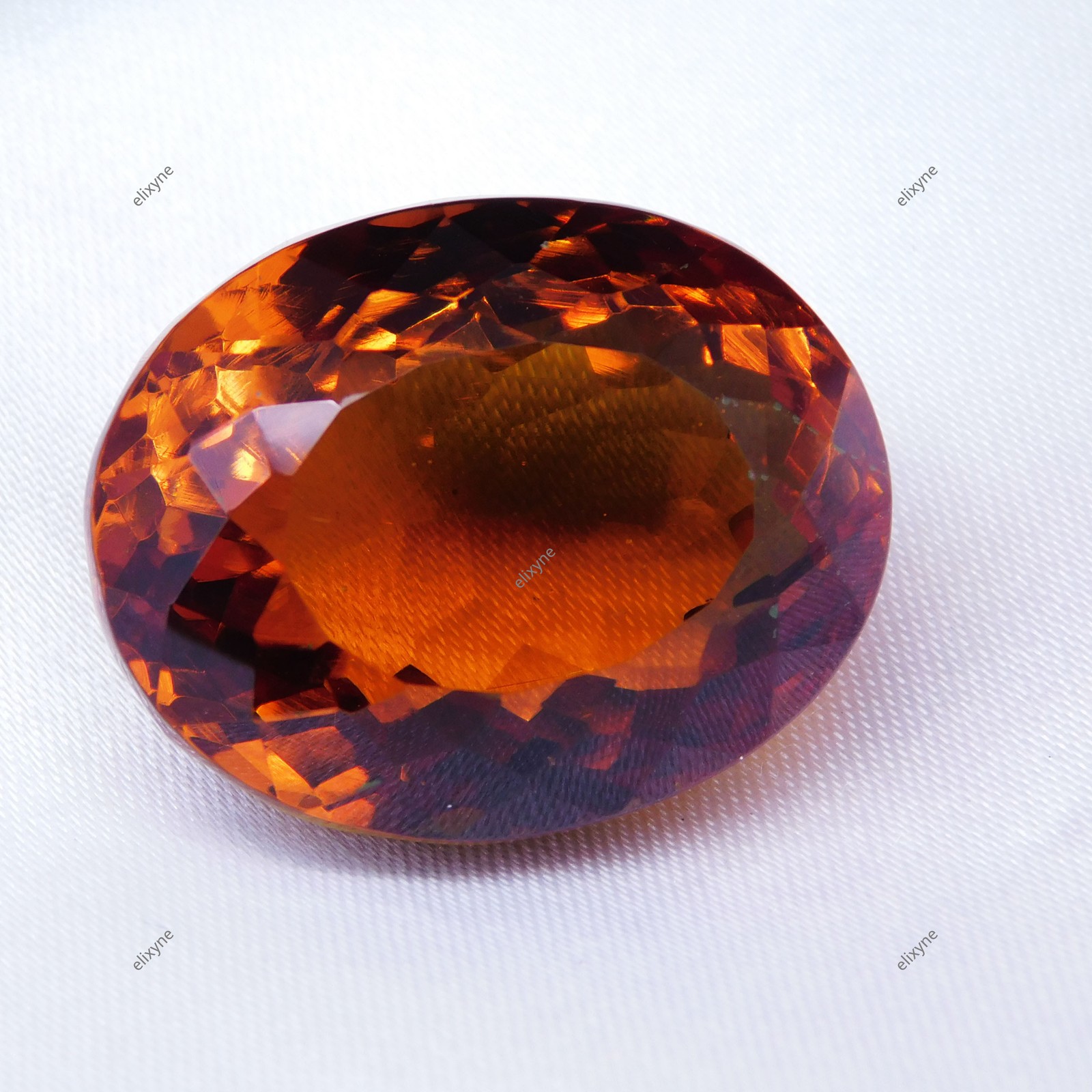 108.05 ct Natural Color Change Certified Zultanite Oval Cut Loose Gemstone