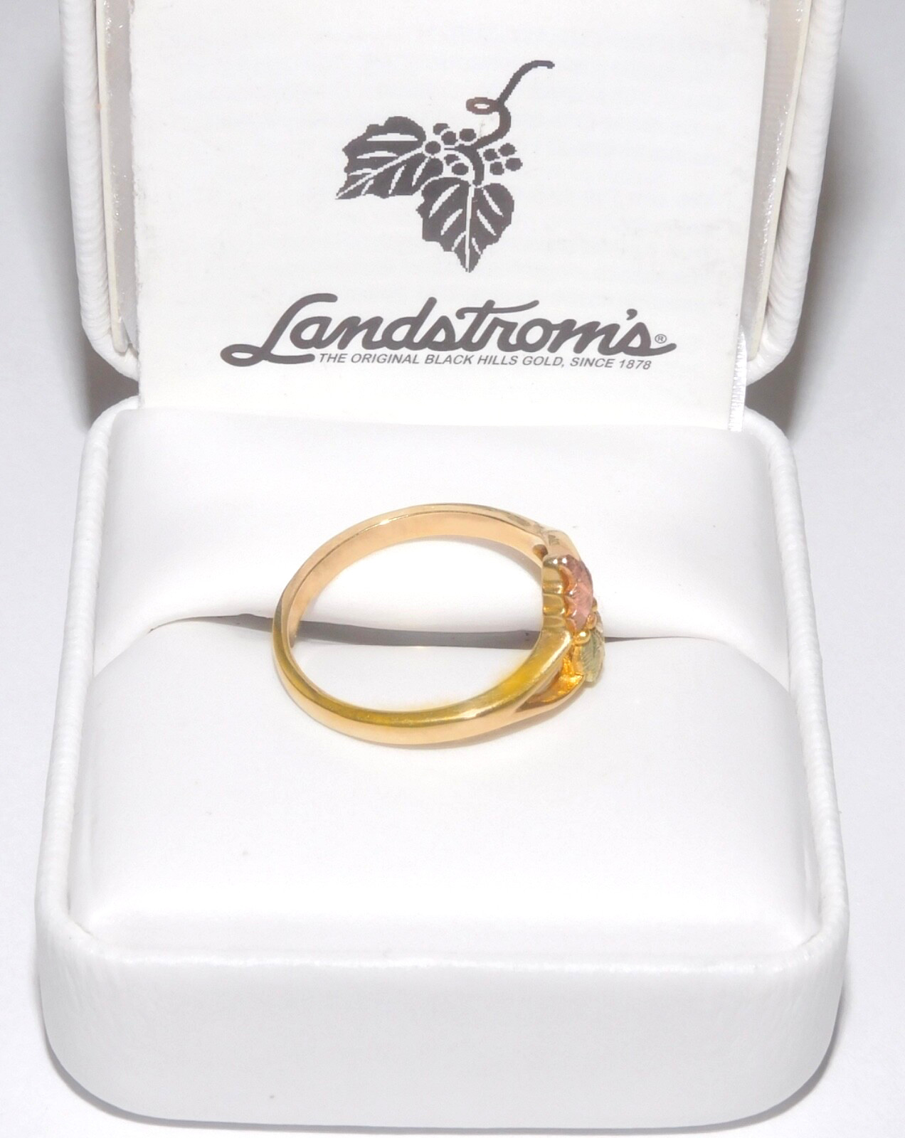 Black Hills Gold 10k Landstrom’s Two Leaf Ring Size 6