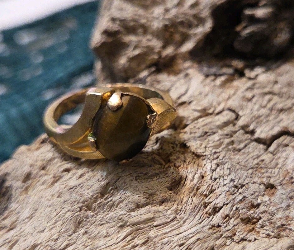 Vintage MGM Stamped 10KT GF Gold Filled Cabochon Tigers Eye Ring Size 7.25 W93
