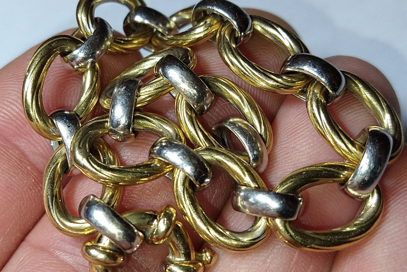 18k white and yellow gold Italian 10.8mm bracelet 20.42 grams – 7.25″