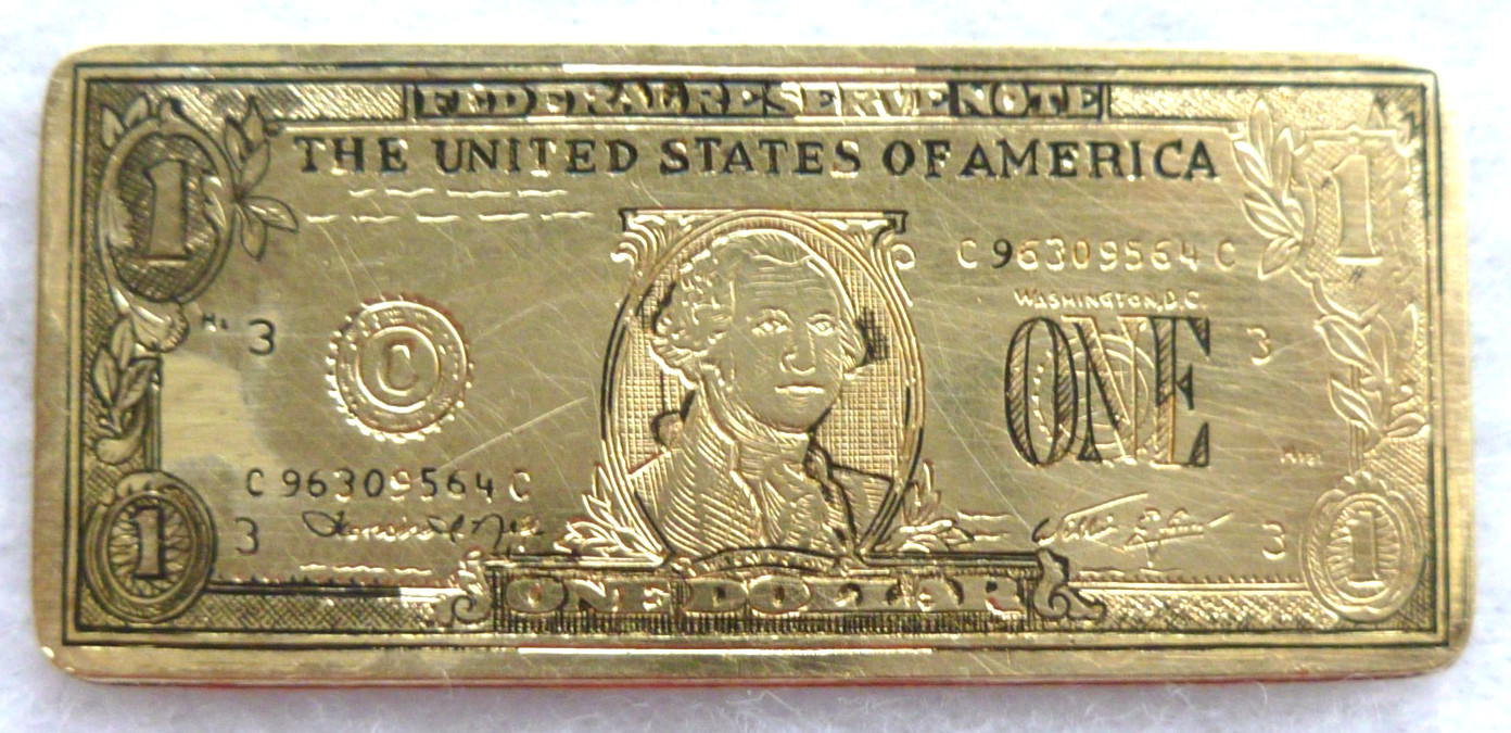 Vtg.14K Gold Engraved $1 Dollar Bill Replica Pendant/Charm Italy 3.5 Grams