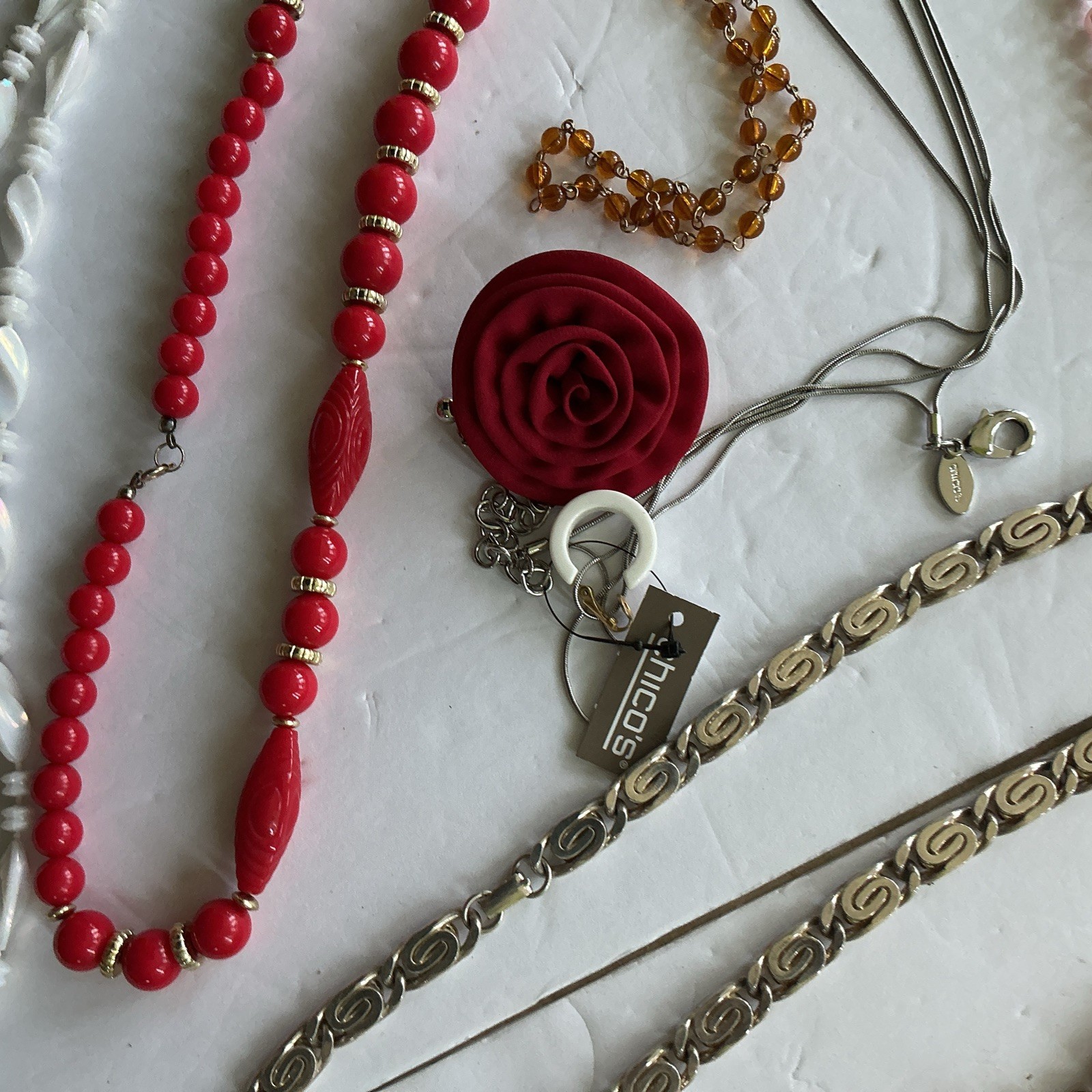 2 1/2 Lb Lot Of Vintage To Modern Jewelry 35+ Pieces Unsearched & All Wearable