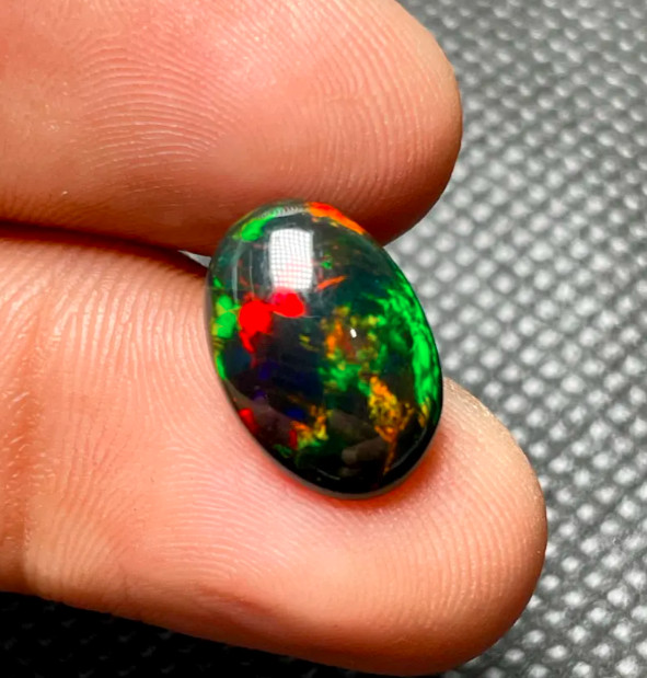NATURAL WELO FIRE Black Ethiopian Opal Cabochon Gemstone Top Quality Black Opal