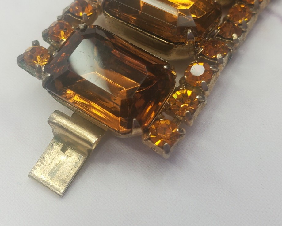 Vintage Champagne Faux Citrine Bling Necklace and Bracelet Gold Tone