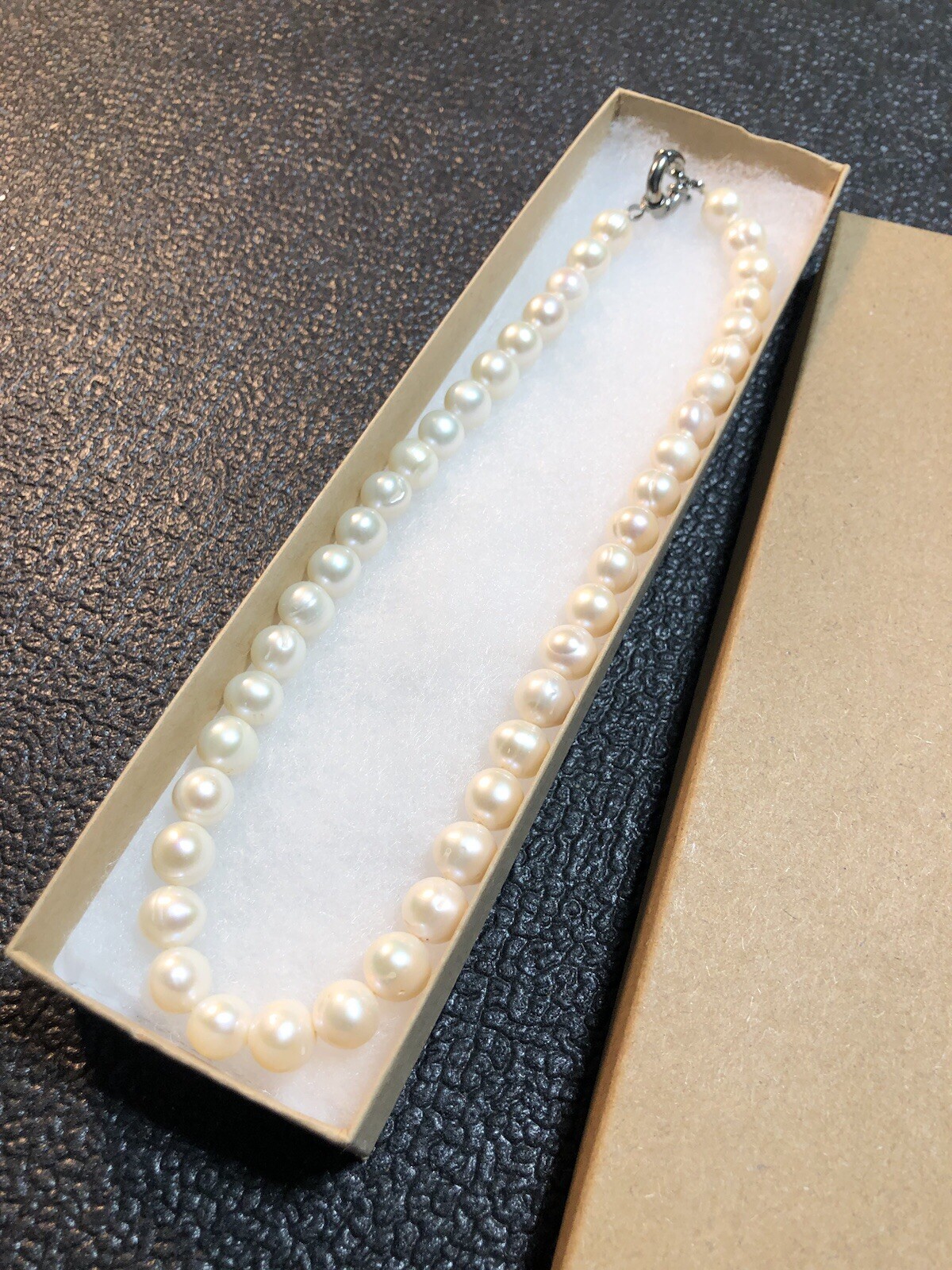 Estate 16” 8.7mm-10mm Pearl Necklace Nacre Creamy,Pink Yellow Hues Weight 44.54g