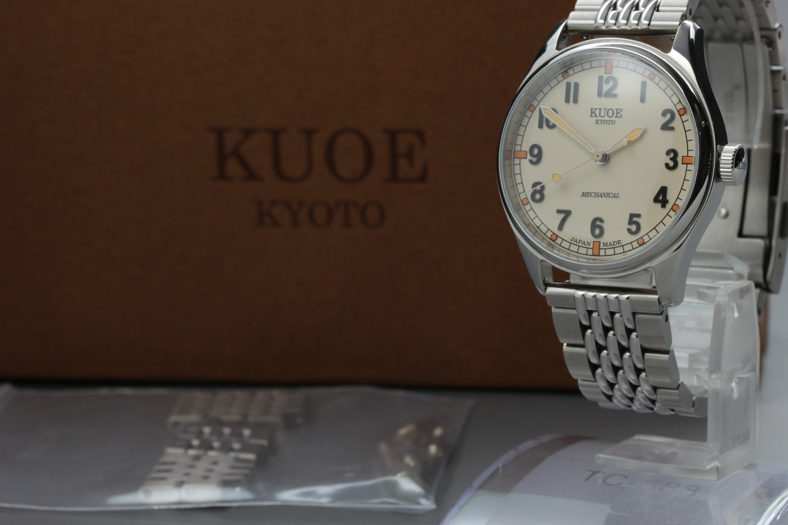 [ A MINT w/ BOX , Links ] KUOE Old Smith 90-002 35mm Cream Dial AT Men’s Watch