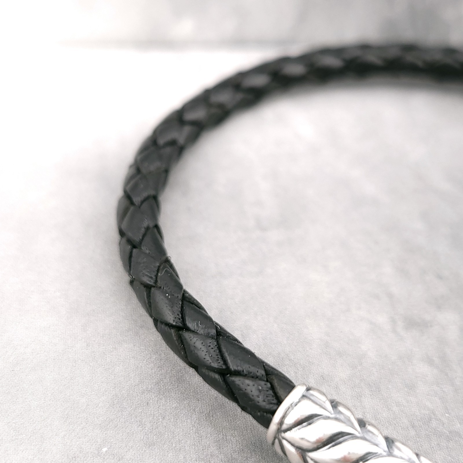 David Yurman Mens 6mm Black Leather Chevron Bracelet Sterling Silver 8 Inch