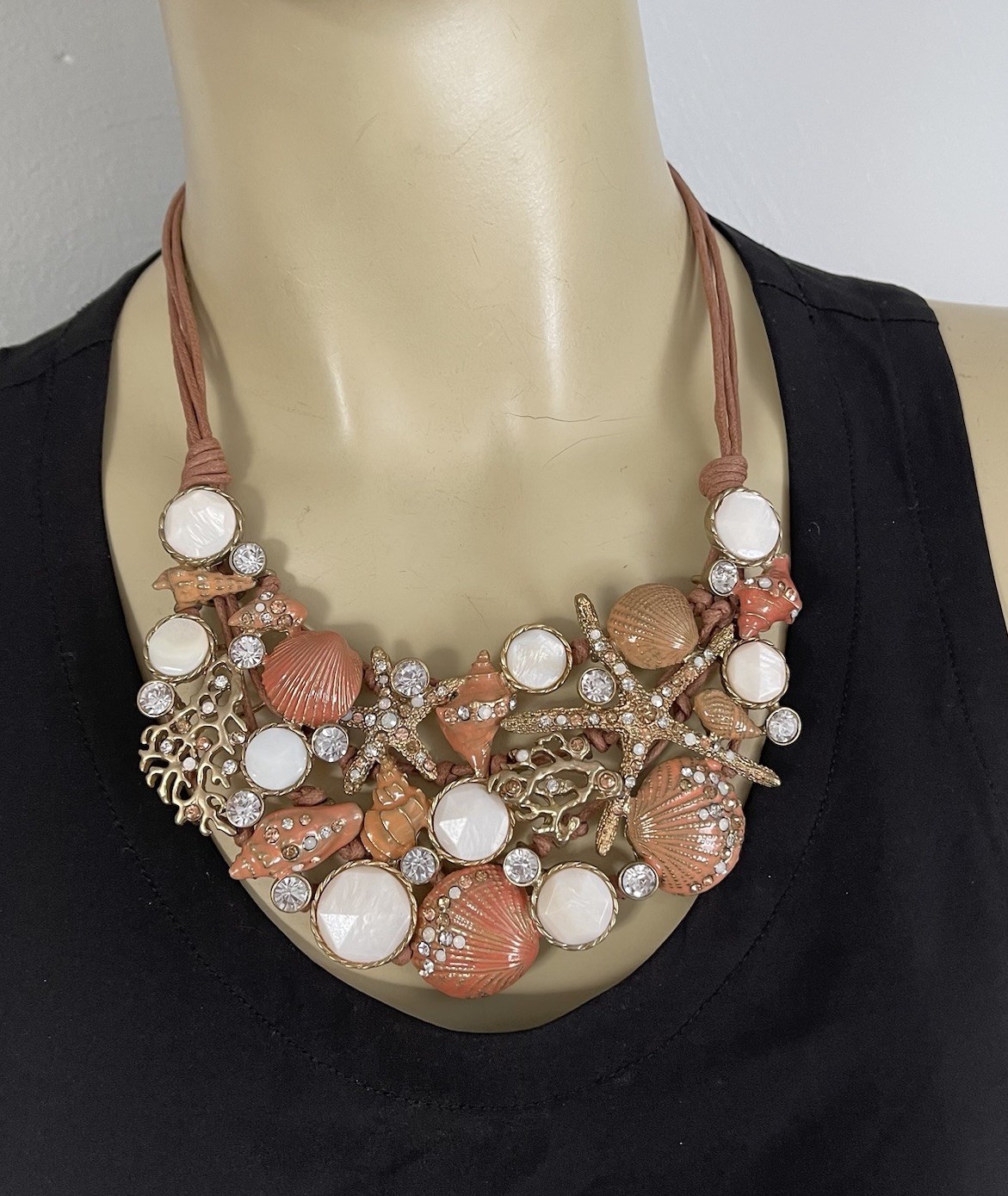 ST THOMAS Nautical Shell Beach Ocean Theme Statement Bib Necklace 18” to 20”