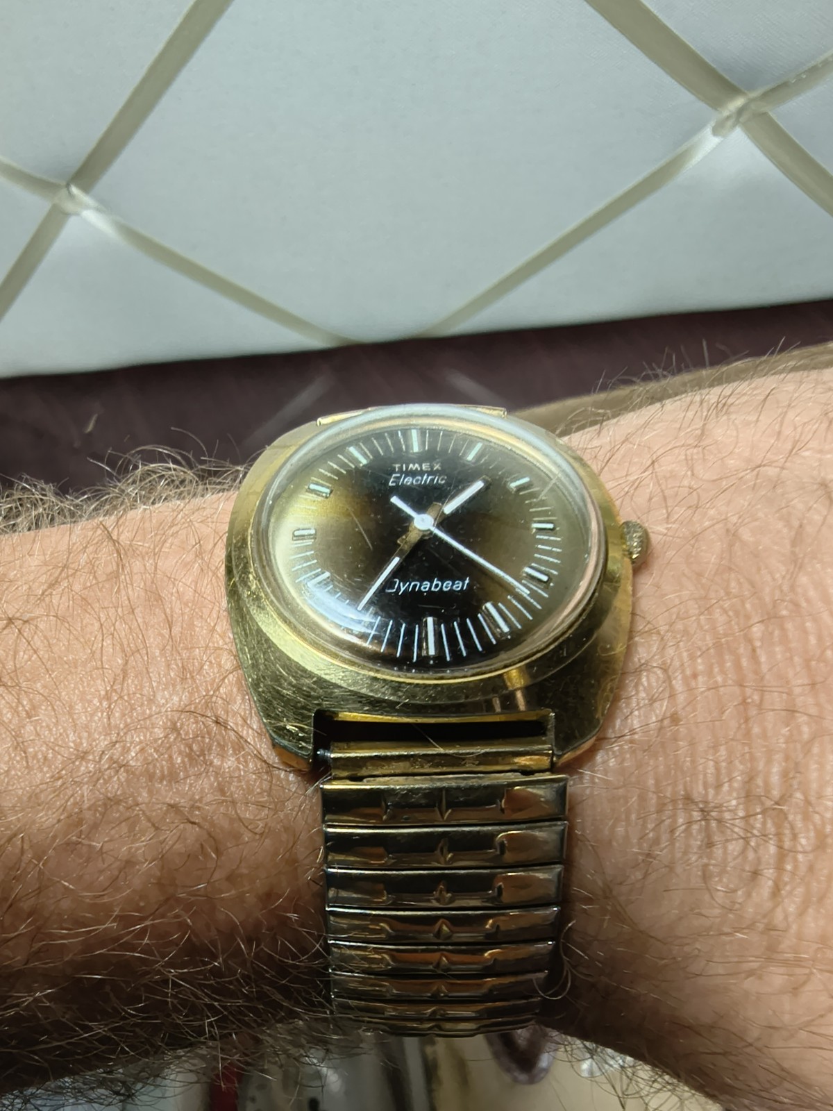 Vintage 1976 Timex Electric Dynabeat Mens Watch Brown Fume Dial Gold Tone Case