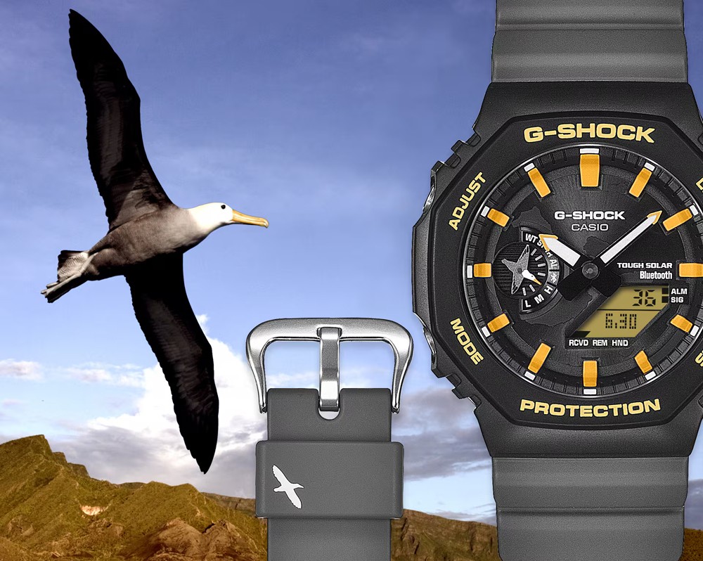 CASIO G SHOCK GA B2100DF 1AJR Charles Darwin Tough Solar Carbon Core Guard Mobil
