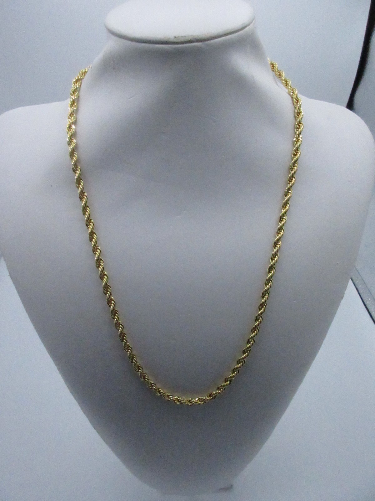 24KGP Plated Gold Necklace Thick Twisted Chain Elegant 23″ Shiny Unique Bin8