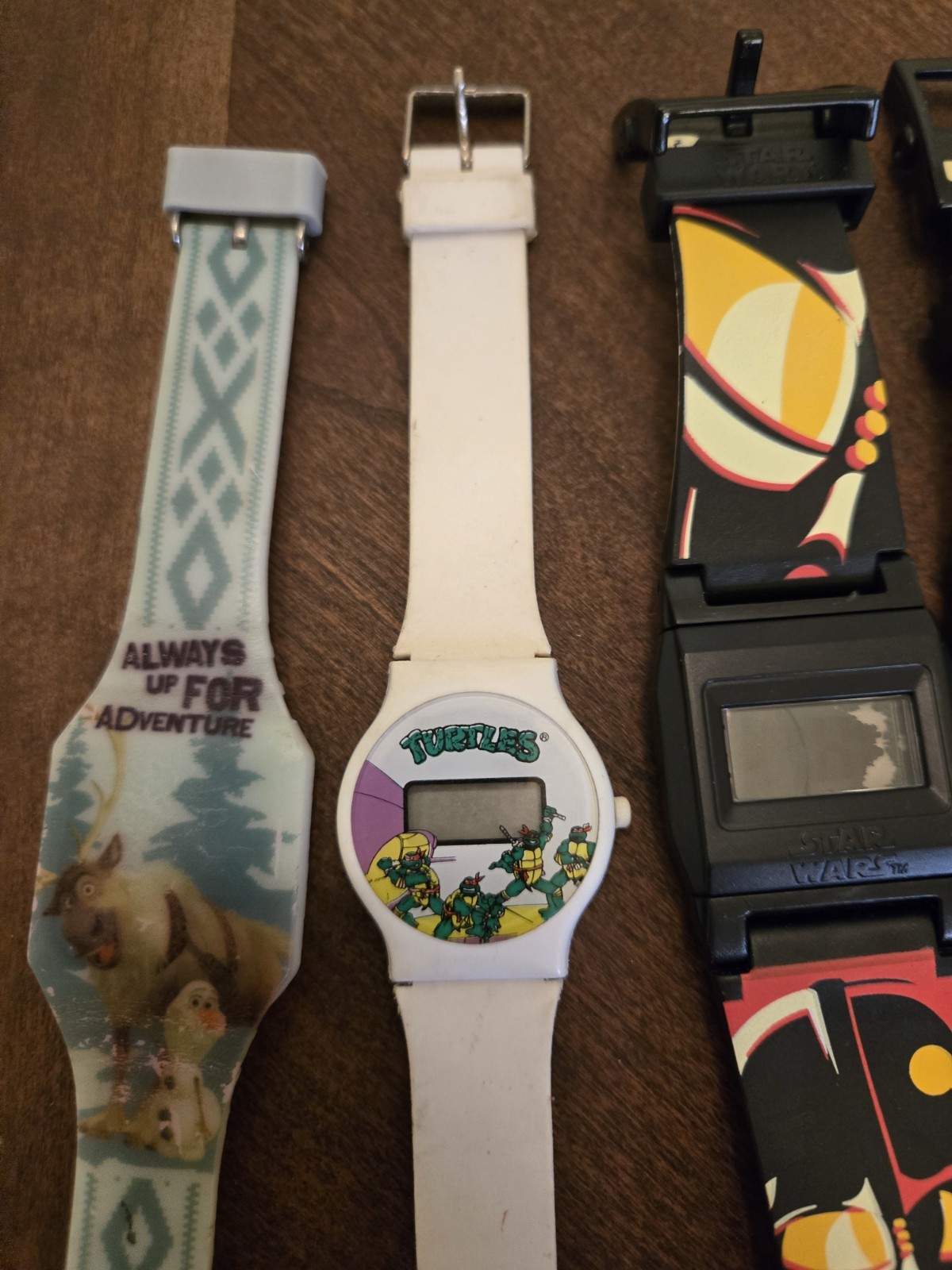 Star Wars Digital Quartz Wristwatch Lot w/ Interchangeable Graphic Straps