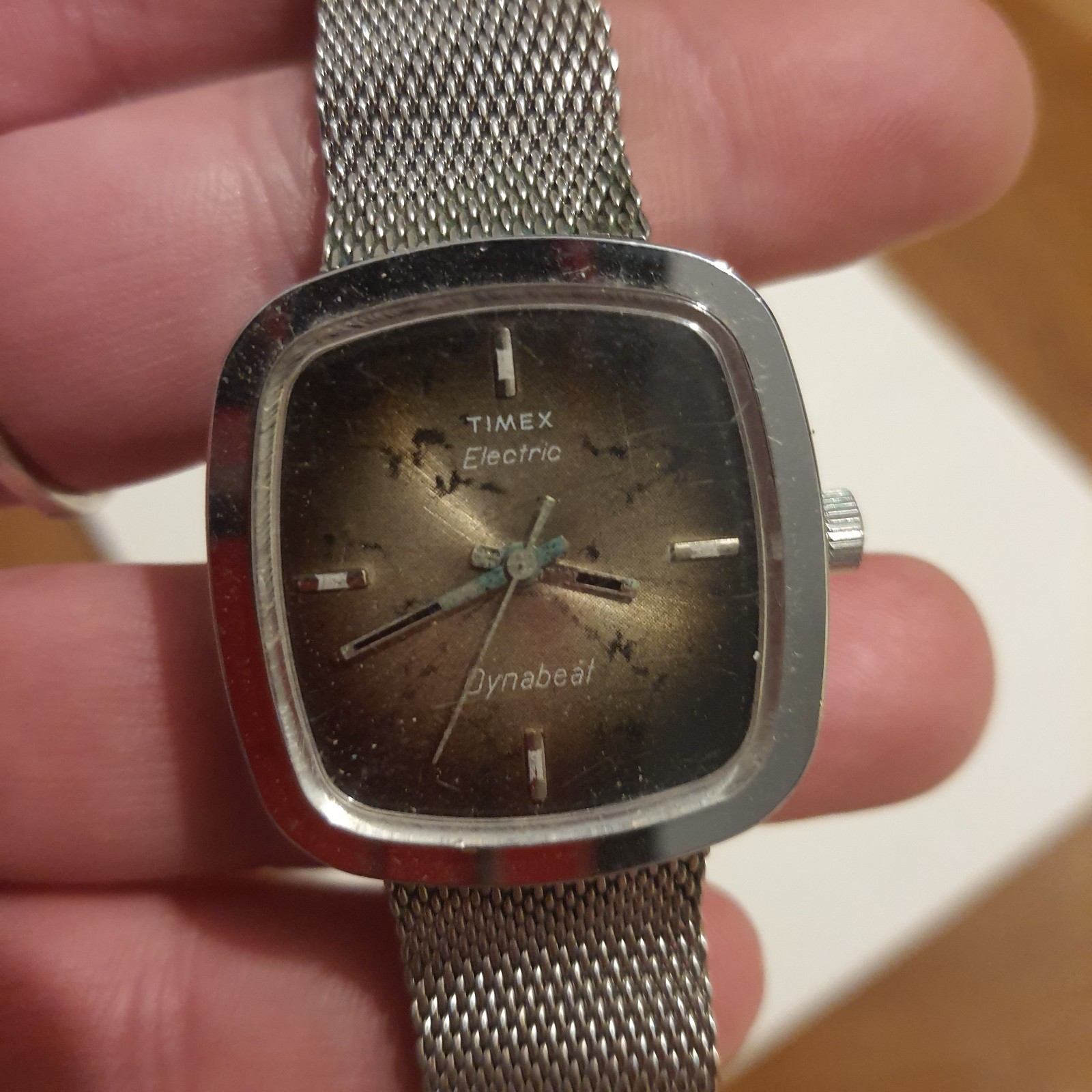 Vintage Timex Electric Dynabeat Chrome Plated Mesh Band Brown Face Analog Watch