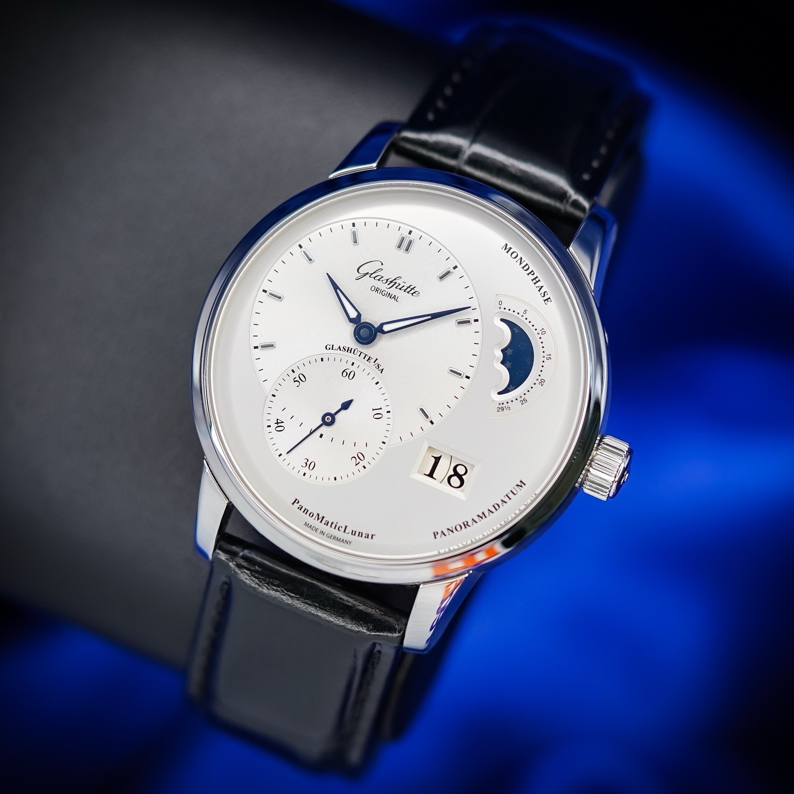 2025 Glashütte Original PanoMaticLunar 1-90-02-42-32-05 40mm Silver Box Papers