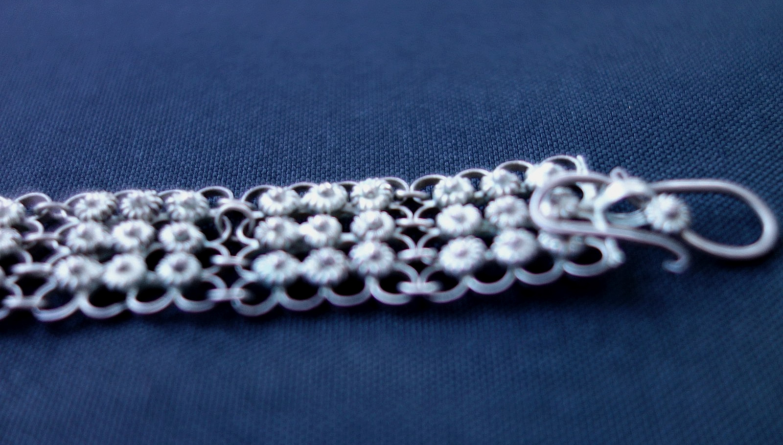 Vintage Handcrafted Ornamental Silver bracelet – India / Asia 17.5cm long