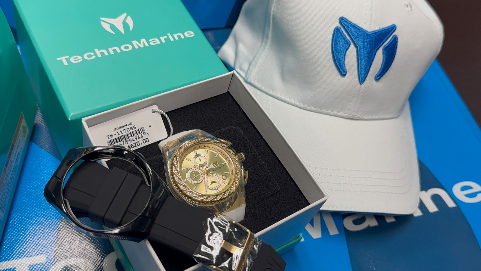 TechnoMarine TM-117045 Special Edition Cruise Gold with Stones 2 Straps 2 covers