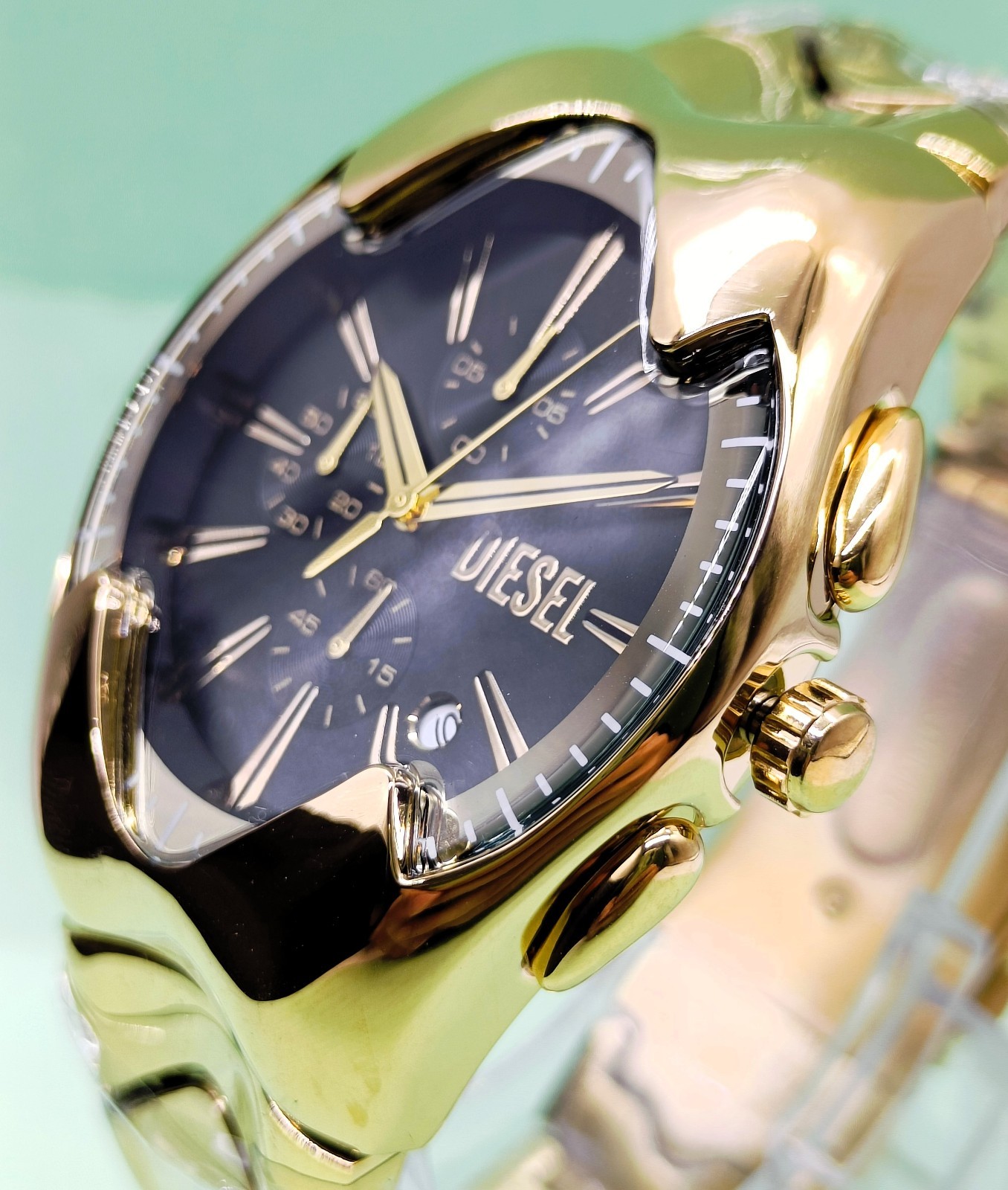 Amazing Diesel Mercurial Date Indicator Chronograph Quartz Men’s Wrist Watch
