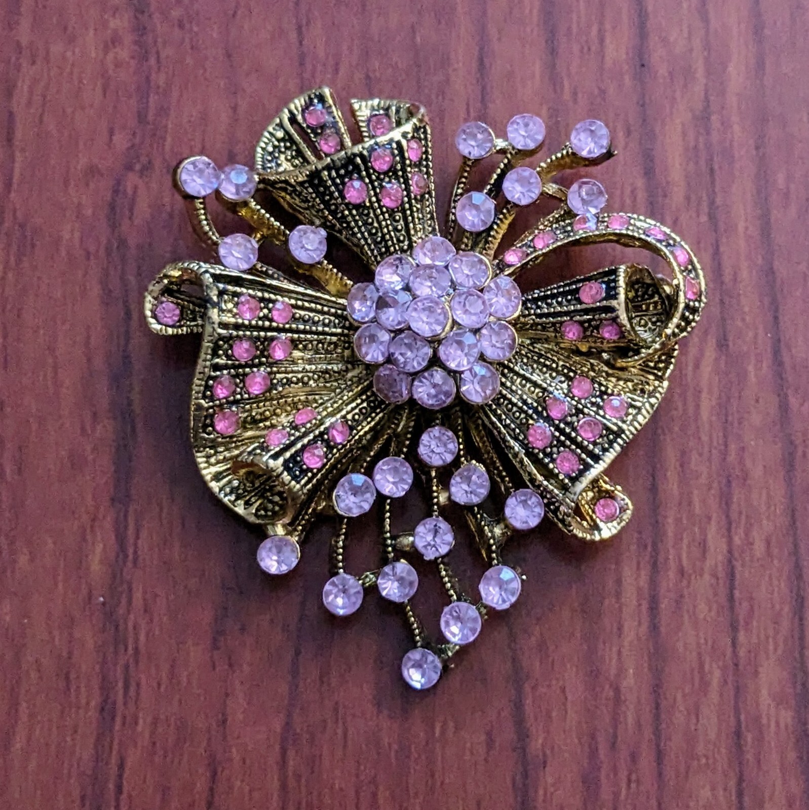 Vintage Brooch 2″ x 2.25″ Gold-Tone Metal Lavender Pink Rhinestones Elegant Pin