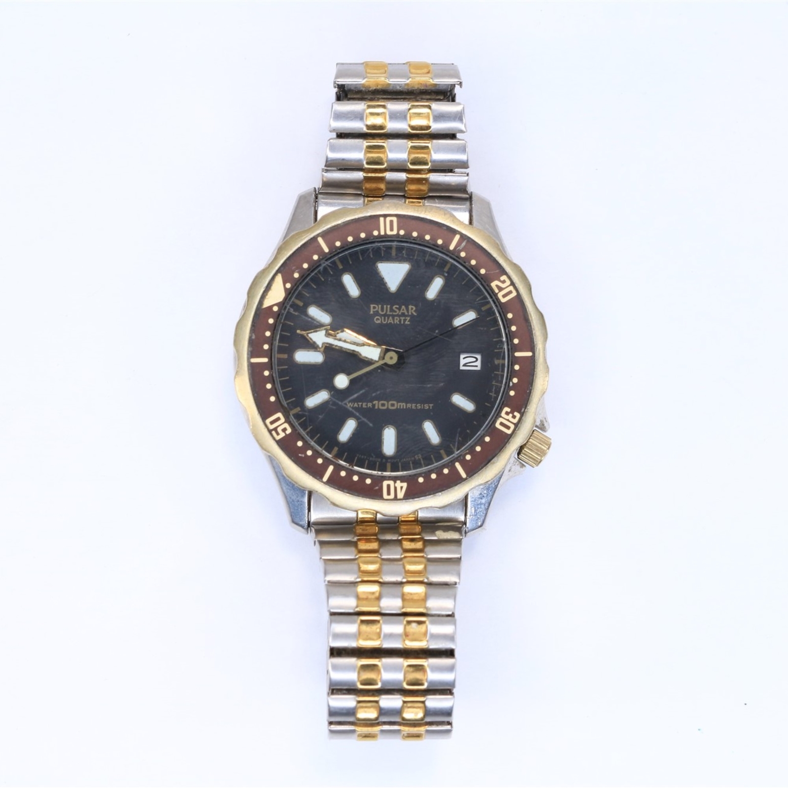 Pulsar Quartz Wristwatch Vintage Men’s Runs – LY2134