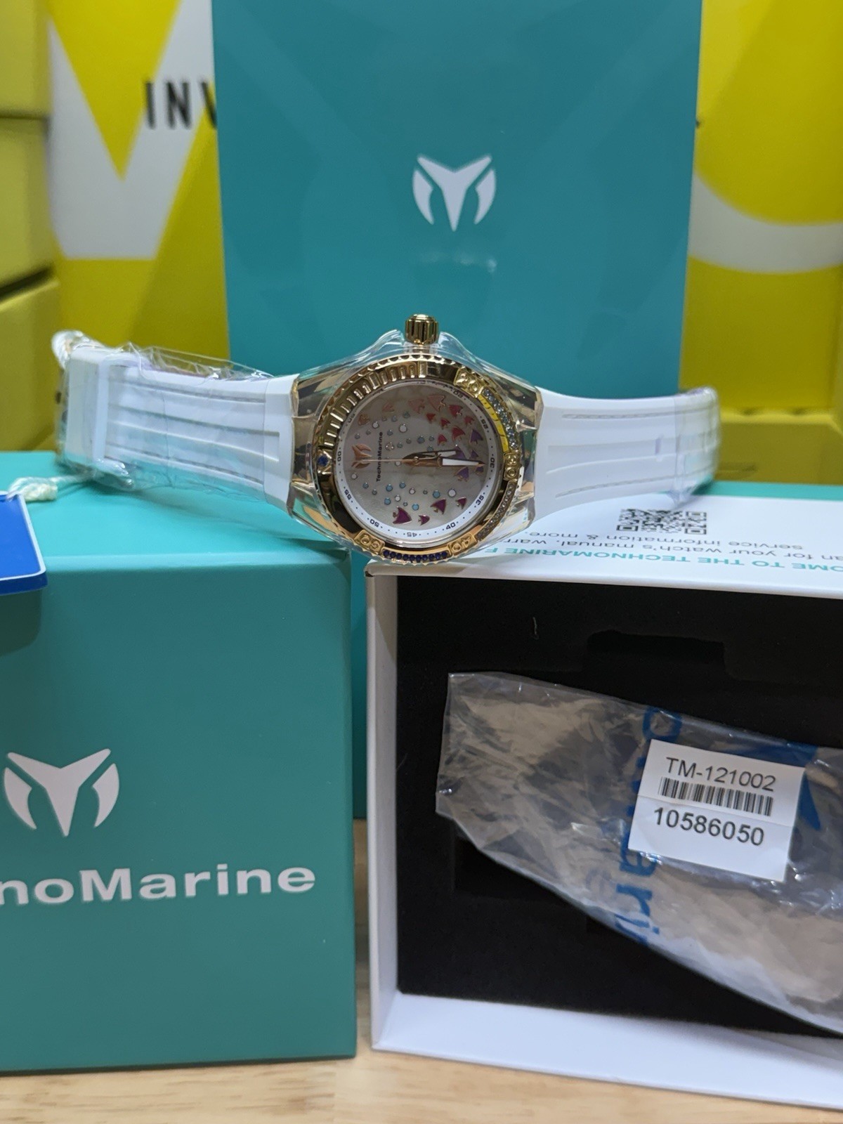 NEW! TechnoMarine Cruise Dream TM-121002 Women’s 40mm Gold Mother of Pearl Face