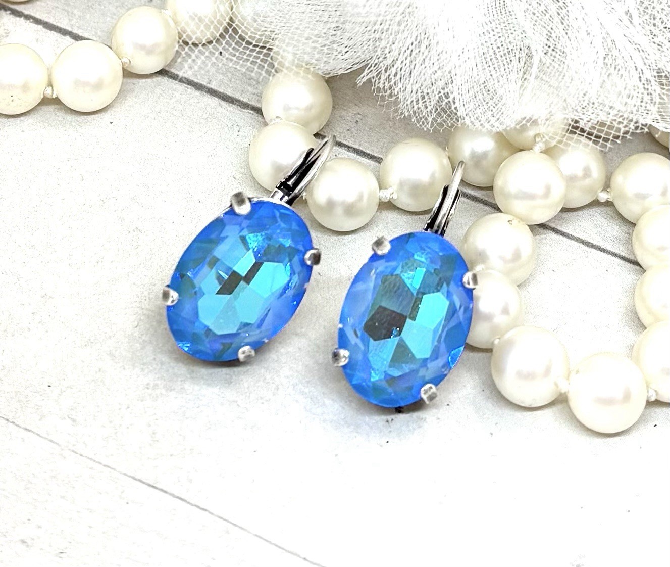Antique Silver Plated 18mm Ocean Blue Delite Oval Crystal Cup Chain Earrings