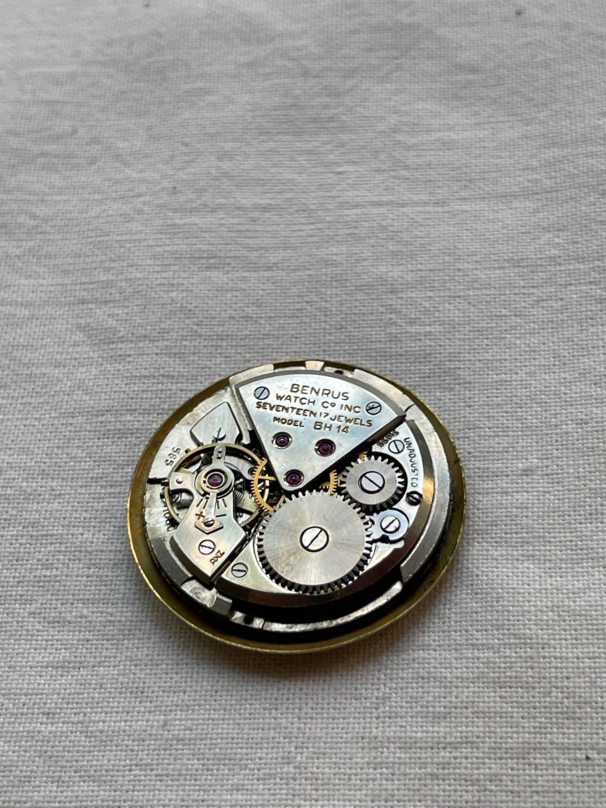 Benrus model BH 14 – GREAT DIAL – rolled gold mens watch AS IS, lot0408