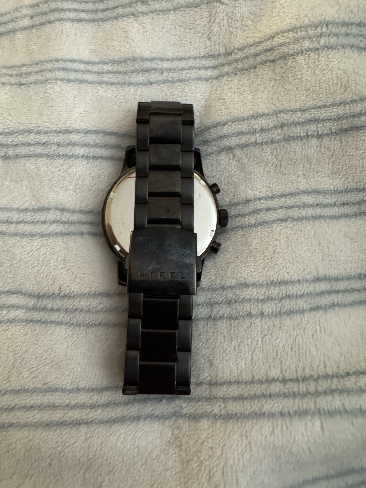 GUESS U0668G2 Men’s Chronograph Watch