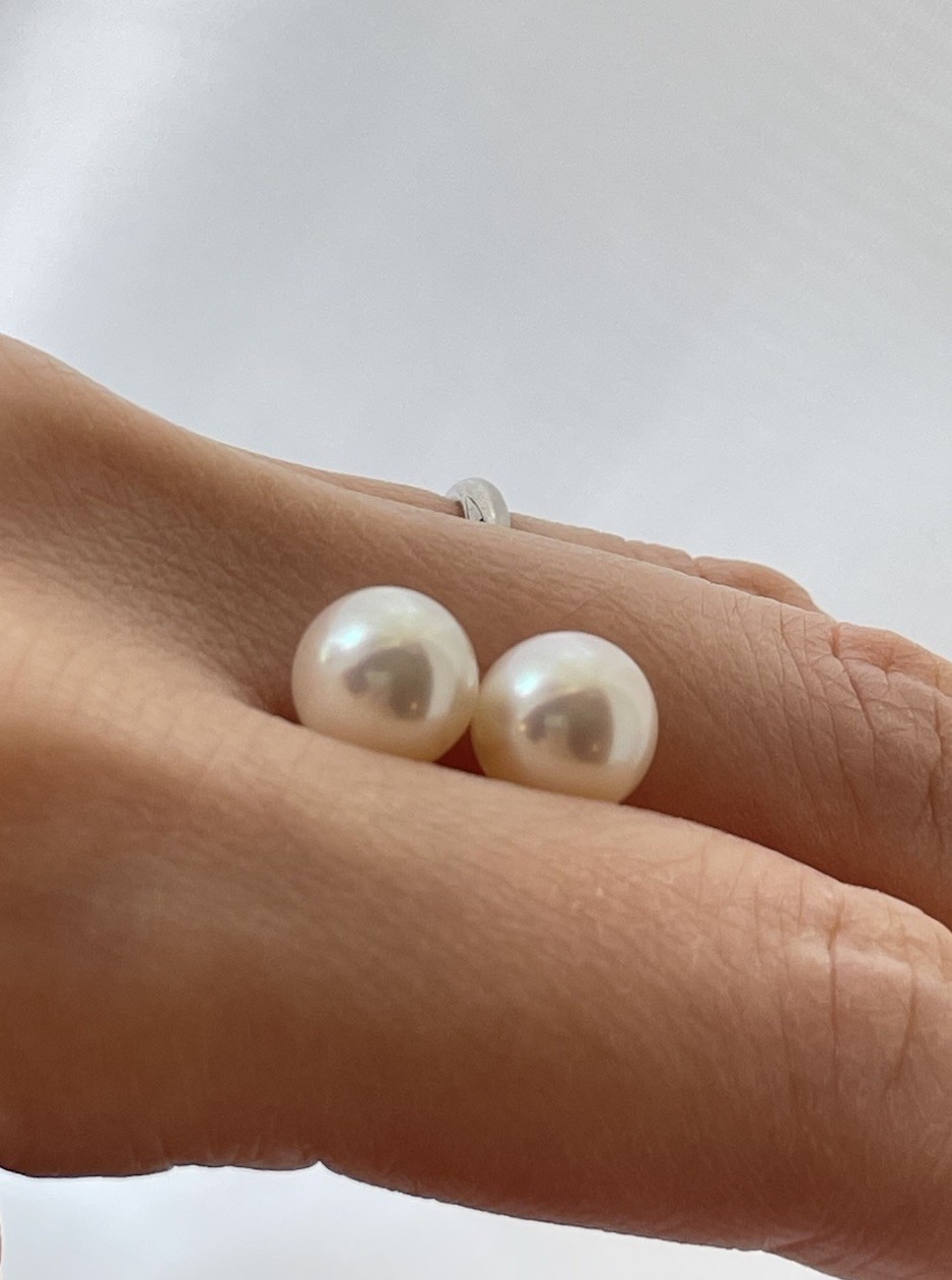 Japanese Akoya Pearl Stud Earrings 9mm Untreated Natural Color K14 Solid Gold