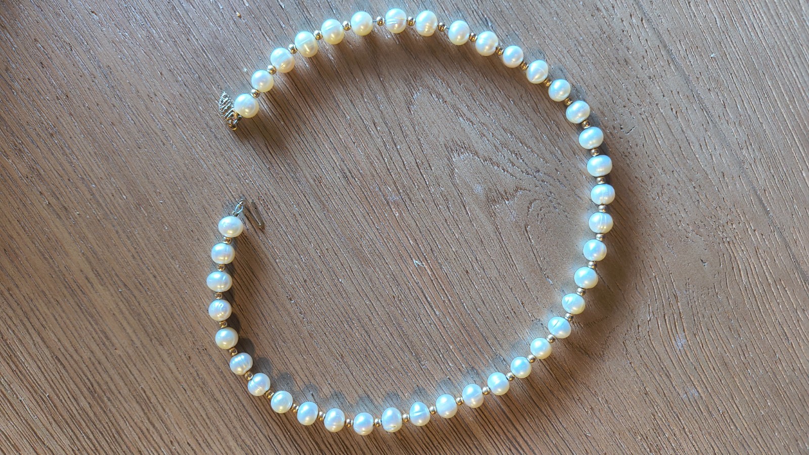 Murata Cultured Pearl 16 inch Choker Necklace & Bracelet Set