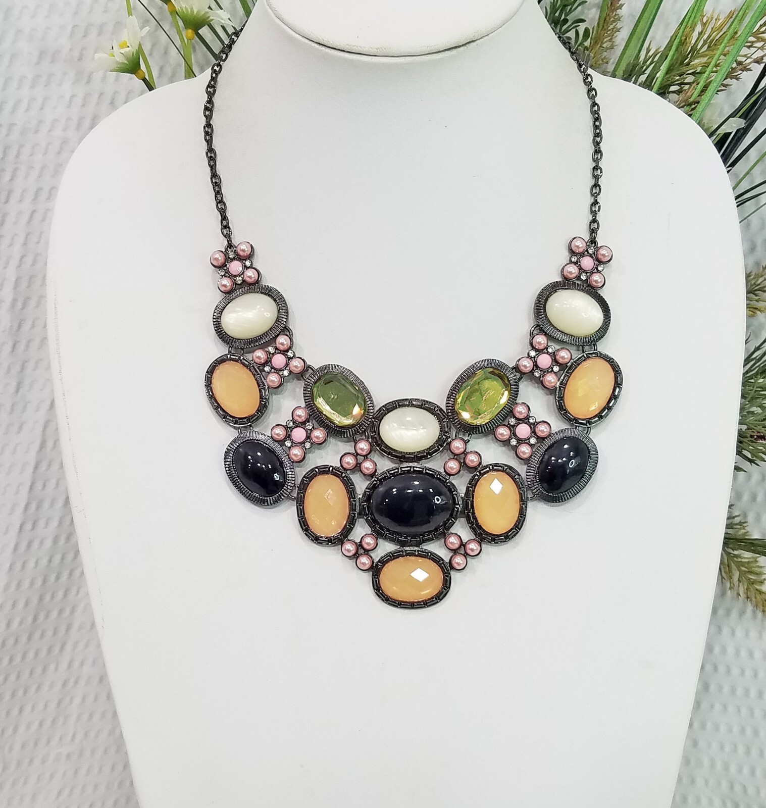 Signed NY Gunmetal Beige, Olive, Black Cabochon & Pink Bead Bib Choker Necklace