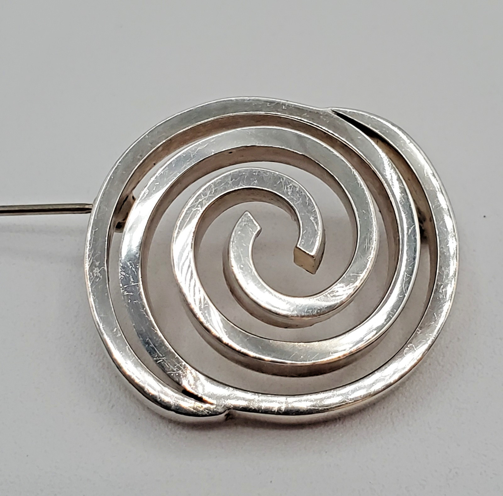 VTG 925 Spiral Brooch 1.25in Sterling Silver Solid 15g Abstract 3D Geometric