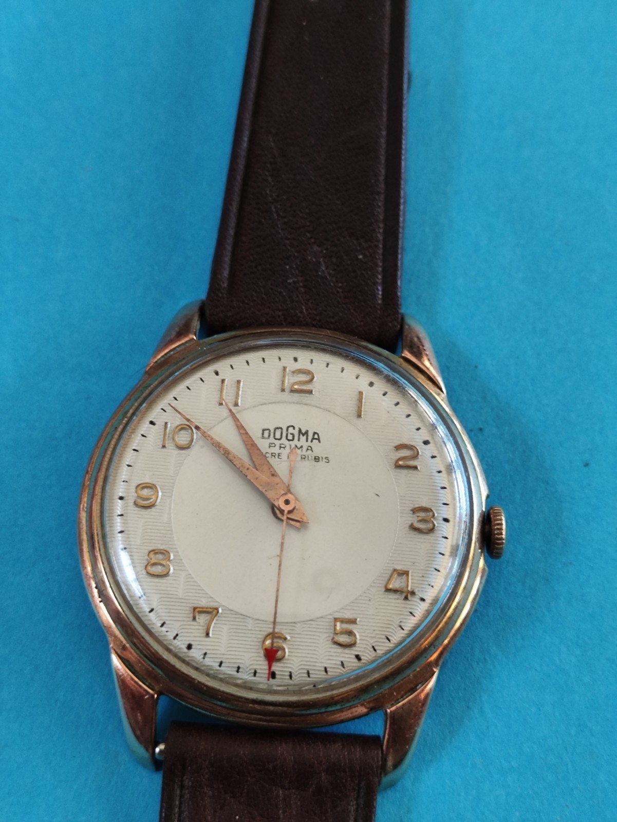 Rare Vintage Large 37mm DOGMA Prima Manual Wind Mens Watch _4100
