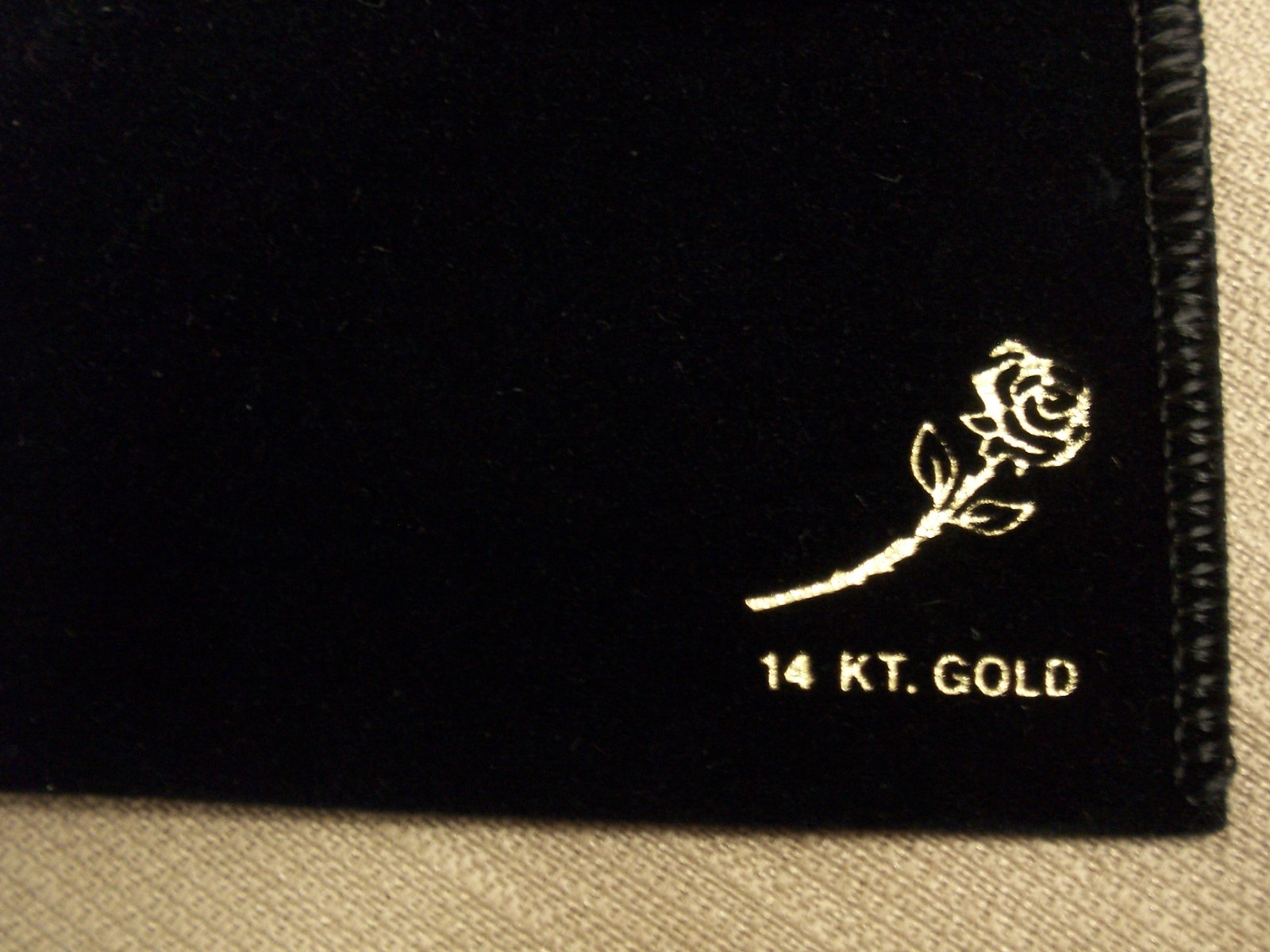 Mini velvet jewelry/compact/gift pouch bags-black-gold rose logo-open top-7 pc