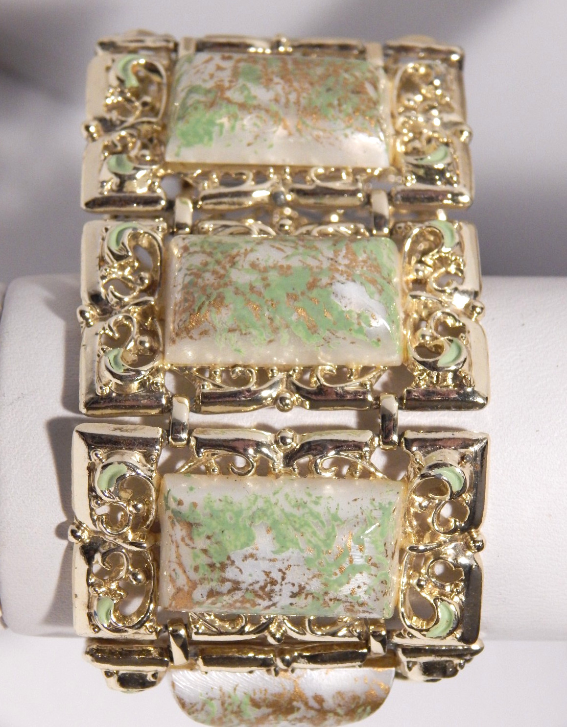 Vintage Gold Tone Wide Panel Filigree Bracelet Mid Century 8″ L x 1.5″ W NICE